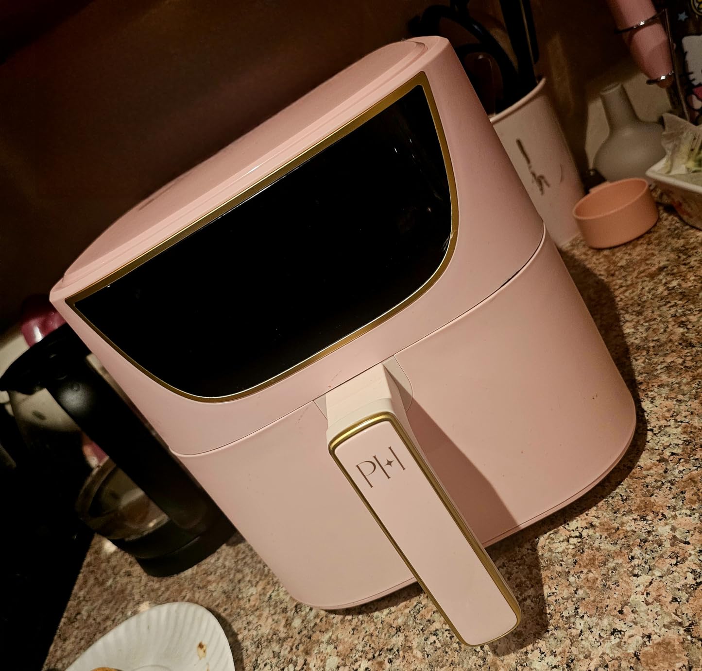 Cosori 6-Quart Air Fryer, Nonstick Basket Made Without PFAS, Touchscreen, 8-in-1, Dishwasher Safe, Pink customer photo 2
