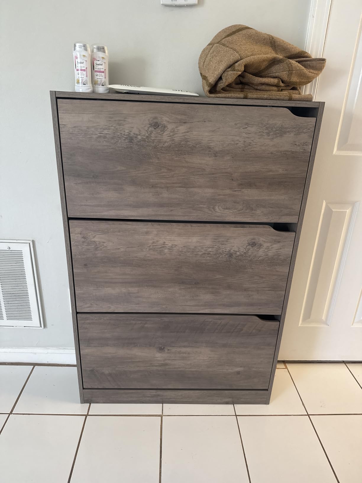 Shoe Storage Cabinet, Wood Shoe Organizer for Entryway with 3 Flip Drawers, Freestanding Shoe Rack with Adjustable Shelf, Narrow Shoe Dresser for Front Door Entrance, White customer photo 1