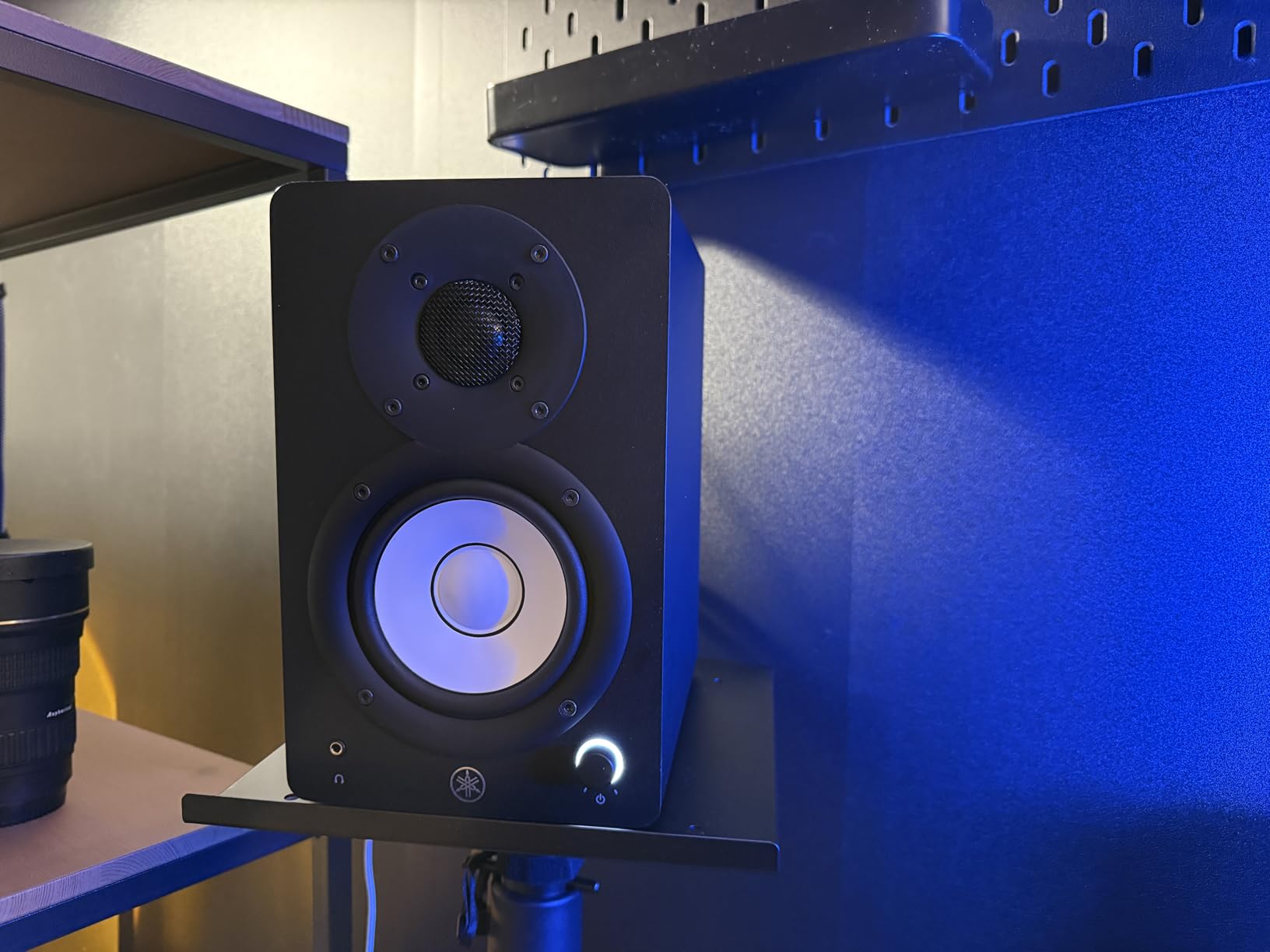 Yamaha HS3 Powered Studio Monitor in Black, Pair (HS3 B) customer photo 2