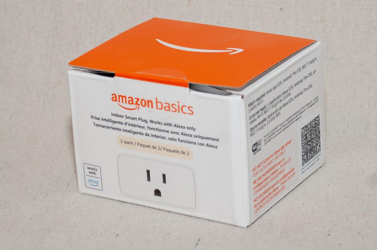 Amazon Basics Smart Plug, Works with Alexa Only, Voice Control, Remote APP Control, Schedule, Compact Design, 4-Pack, White customer photo 1