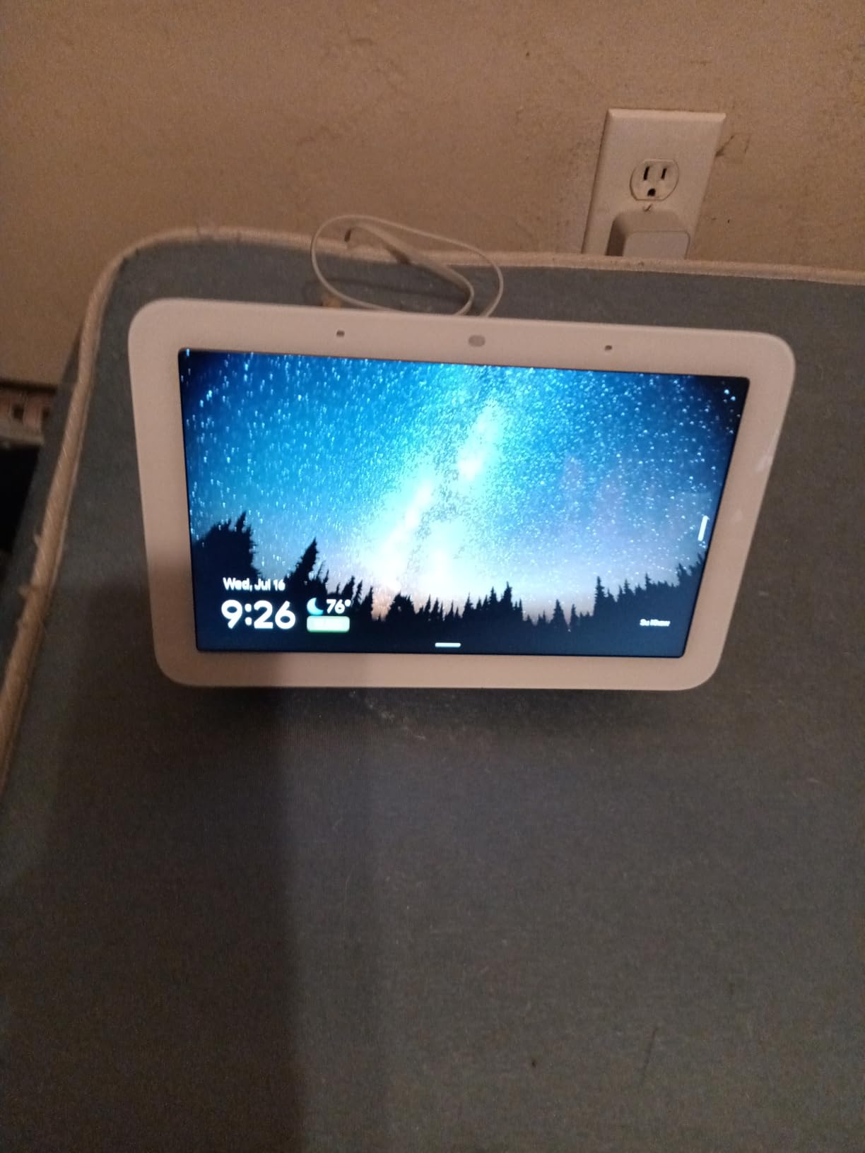 Nest Hub (2nd Gen) 7-inch Display, 2nd Generation (Slate), GA01331-INTL customer photo 2