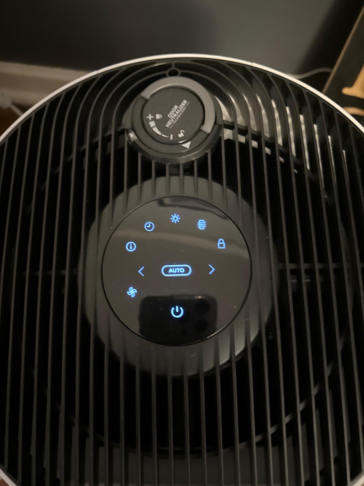 Shark Air Purifier for Home, NeverChange, Large Room, HEPA-Exceeding Filter, Captures Pet Dander, Dust, Odor, Smoke, HP152, Charcoal customer photo 2