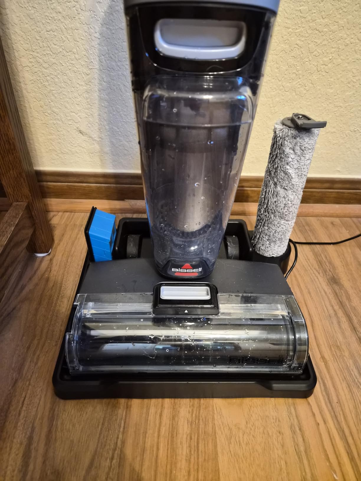 Bissell CrossWave OmniForce Cordless Wet Dry Vacuum Mop, Multi-Surface Floor Cleaner with Tangle-Free Brush Roll & Dedicated Dry Vacuum Mode for Hard Floors & Area Rugs, 3882 customer photo 2