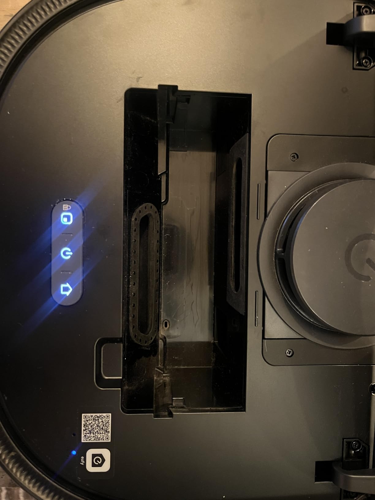 Eufy X10 Pro Omni Robot Vacuum and Mop Combo, 8,000 Pa, Dual Mops with 12 mm Auto-Lift and Carpet Detection, AI Obstacle Avoidance, Auto Mop Washing&Drying, Self-Emptying, Self-Refilling customer photo 1