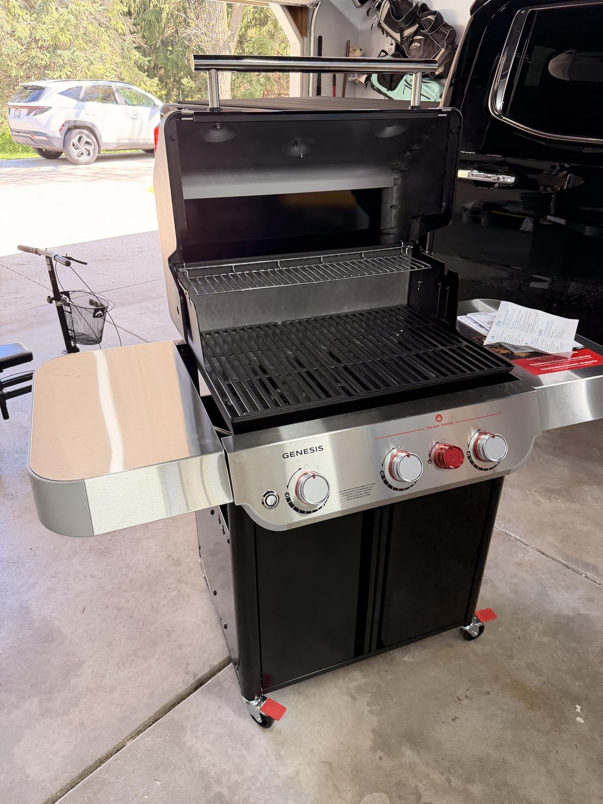 Weber Genesis E-325 Liquid Propane Gas Grill for Outdoor Cooking, 3 Burners, Black - Porcelain-Enameled, Cast-Iron Grates, PureBlu Burners & Sear Zone customer photo 2
