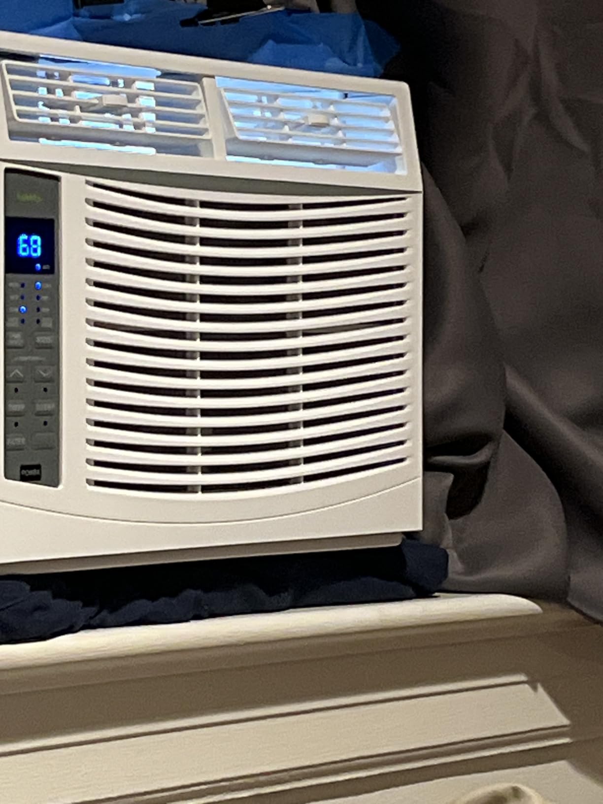 WiFi Enabled 6,000 BTU Window Air Conditioner, Smart Window AC Unit with Remote, Energy Saving, Easy Install Kit, Cools up to 250 Square Feet customer photo 2