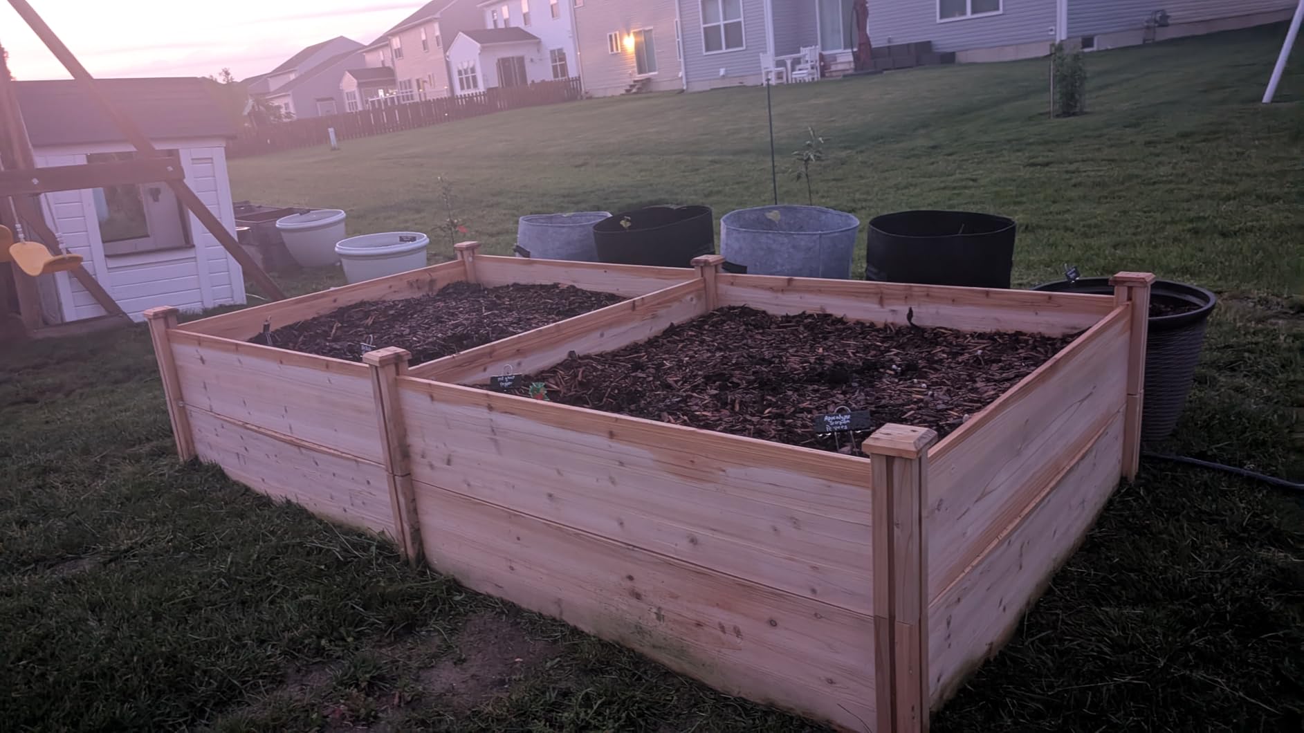 Yaheetech 8x4ft Wooden Horticulture Raised Garden Bed Divisible Elevated Planting Planter Box, 93 x 48 x 10in, Dark Brown customer photo 1