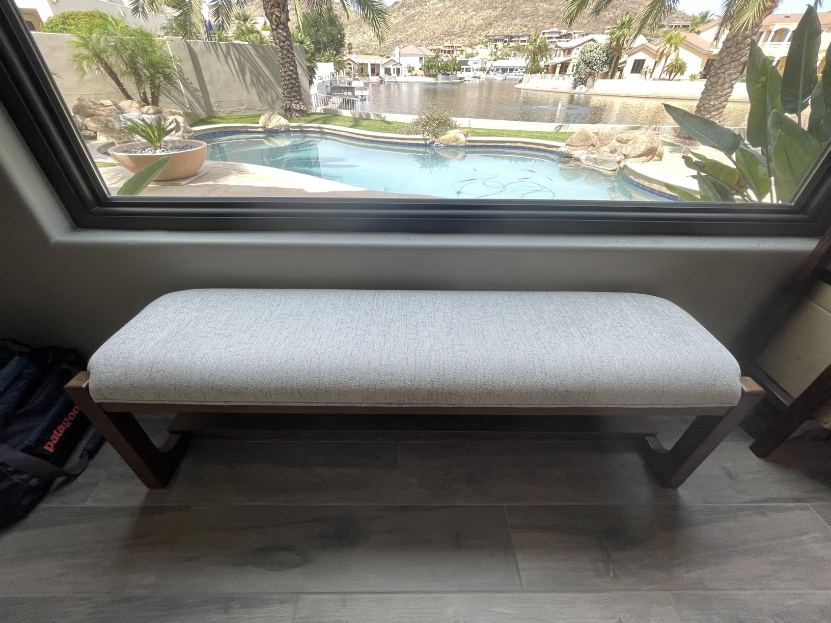Signature Design by Ashley Cabalynn Dining Bench, Upholstered Farmhouse Style, Hardwood Solids and MDF Substrates Frame, Ideal for End of Bed or Entryway, 63.5