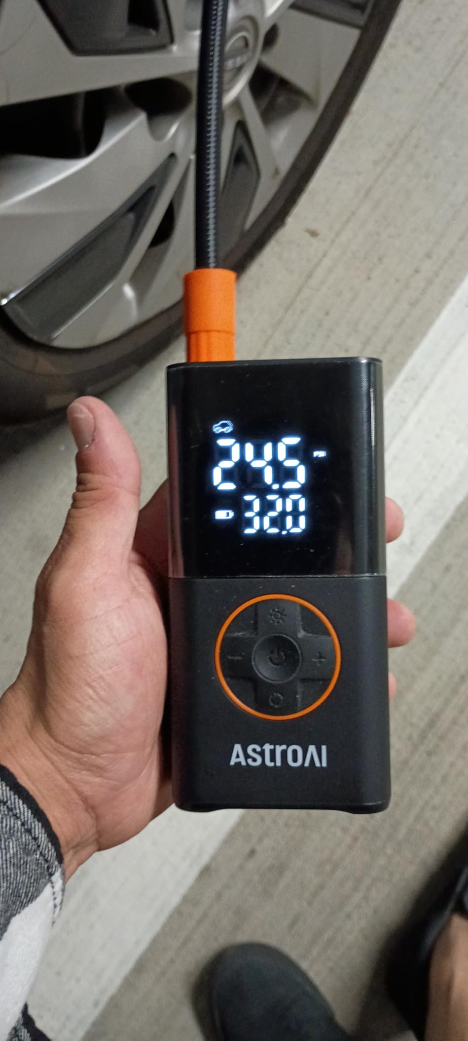 AstroAI L7 Tire Inflator Portable Air Compressor, 150 PSI Cordless Mini Air Bike Pump with Digital Dual Values Display, Lightning Fast Inflation & Pressure Gauge for Auto, Motorcycles, Bikes, Balls customer photo 2