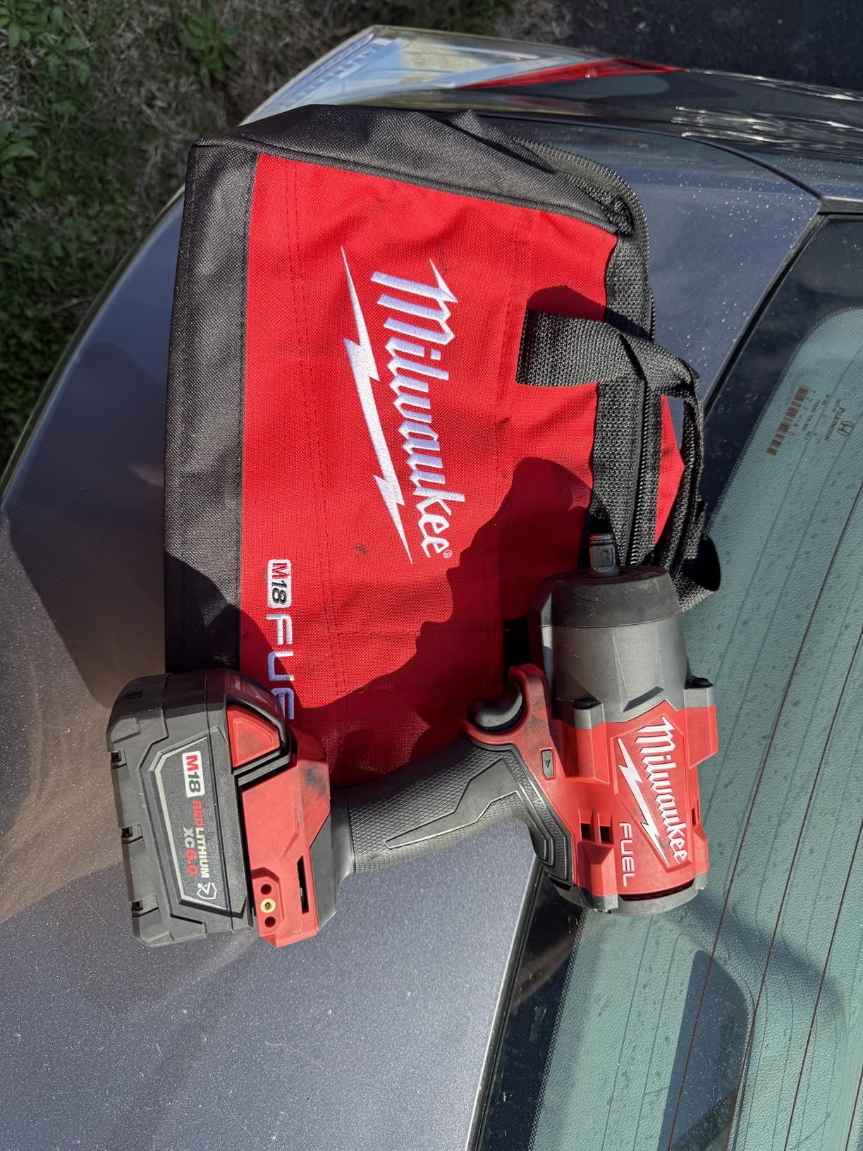 Milwaukee Electric - M18 Fuel 1/2 HIGH Torque Impact Wrench W/FRICTI customer photo 2