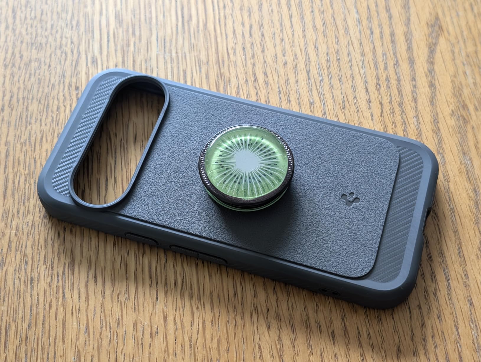 Spigen Rugged Armor Designed for Pixel 9 Case/Pixel 9 Pro Case (2024) [Hard Shell] [Military-Grade Protection] - Matte Black customer photo 2