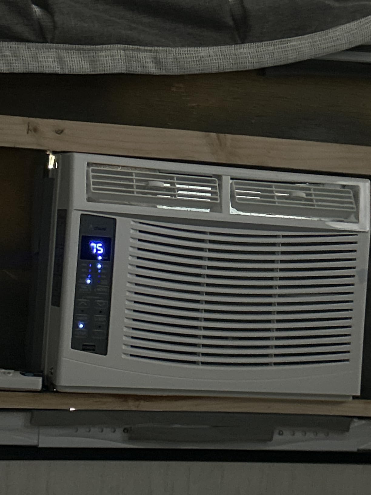 ACHAZEL 6000 BTU Window Air Conditioner with WiFi, Smart Window AC Unit with Remote, Energy Saving, Easy Install Kit, Cools up to 250 Square Feet customer photo 2