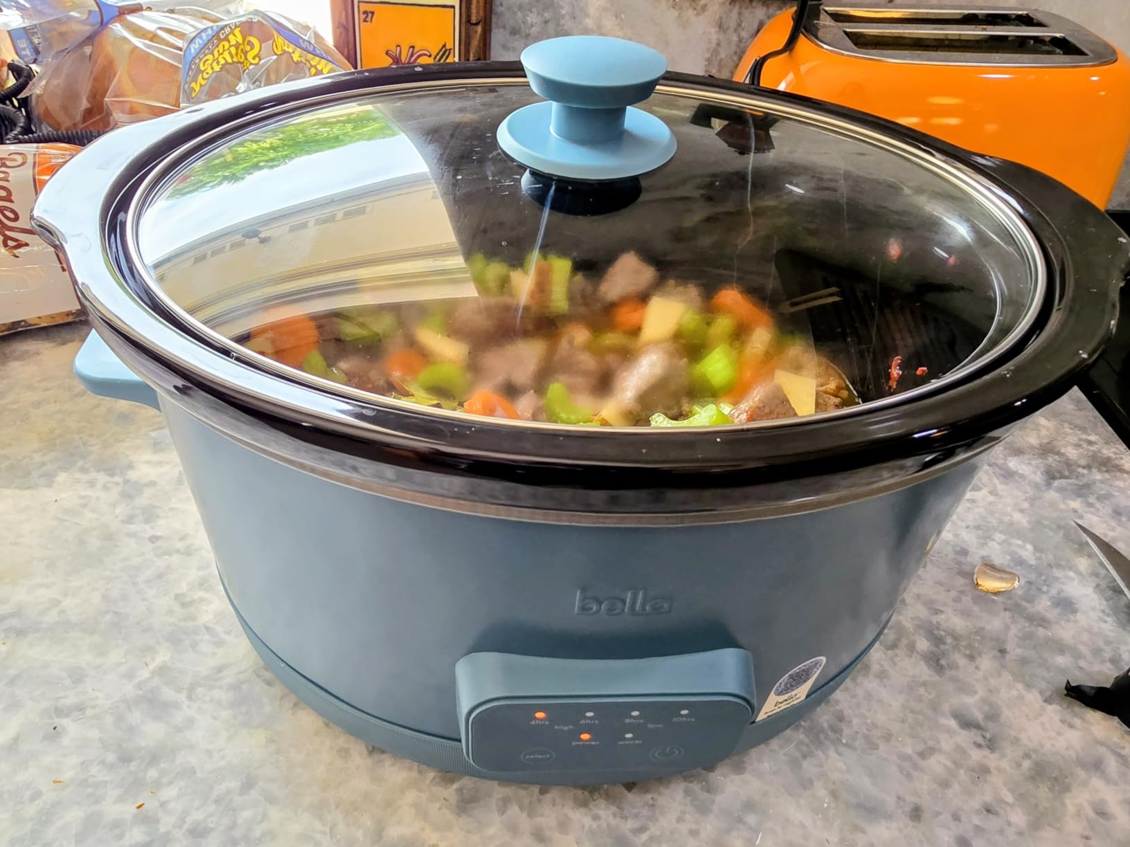 bella 6.0 Qt Programmable Slow Cooker, Ceramic Nonstick Coating, Adjustable Temperature & Cooking Times, Dishwasher Safe Stoneware Pot & Tempered Glass Lid, Tangle Free Cord Wrap, Oatmilk customer photo 1