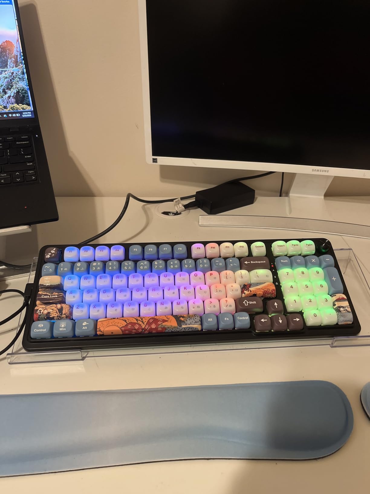 Redragon K686 PRO 98 Keys Wireless Gasket RGB Gaming Keyboard, 3-Mode Win/Mac Mechanical Keyboard w/5-Layer Noise Dampening, Dedicated Knob Control & Hot-Swap in Linear Red Switch, Blue Himmel Color customer photo 2