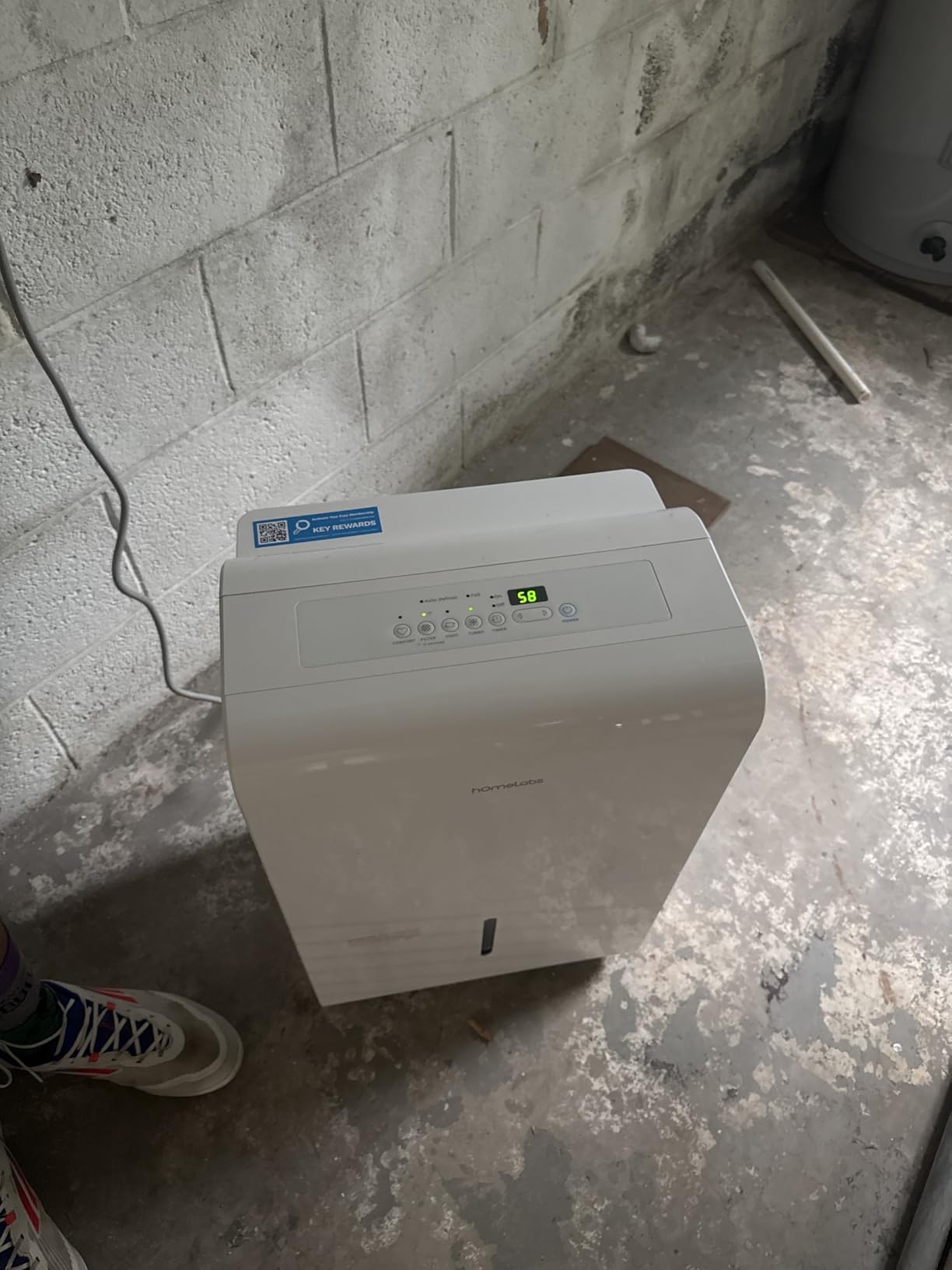 hOmeLabs Dehumidifier 7,500 Sq Ft Wi-Fi with Pump (50 Pint MAX 120 Pint at 95°F, 90% RH) for Home, Office, Basements with Powerful Moisture Removal, Humidity Control, Auto Shut-off, Quiet Operation customer photo 1