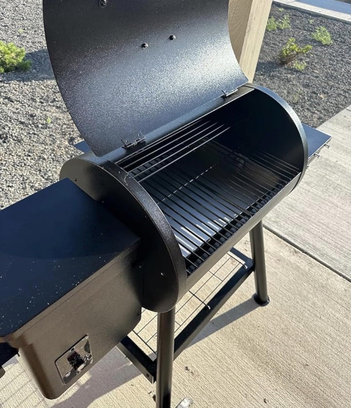 KingChii Electric Wood Pellet Grill & Smoker with Side Shelf, 456 SQ.IN Grill Capacity, with PID Temperature Control (180-425°F) for Backyard Camping Bake and Roast, Black customer photo 1