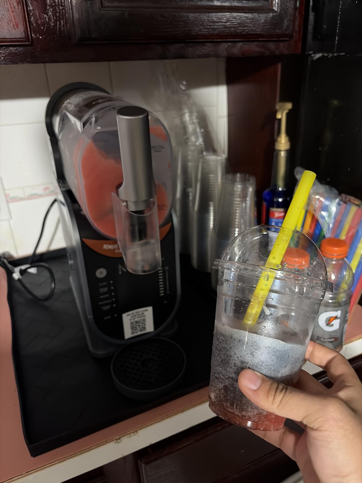 Ninja SLUSHi FS301 88oz Frozen Drink & Slushie Machine customer photo 2
