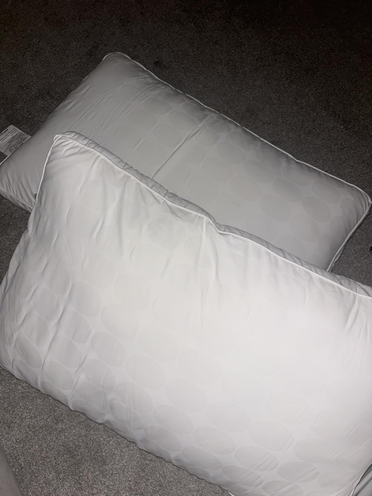 Coop Home Goods Essence Down Alternative Pillow Set of 2, Queen Size, Best Pillows for Sleeping, Adjustable Alternative to Down Pillows, Luxury Hotel Pillow for Back, Stomach or Side Sleepers customer photo 2