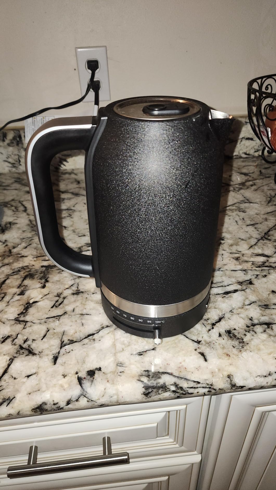 KitchenAid 1.7 Liter Electric Kettle, KEK1701, Pistachio customer photo 2