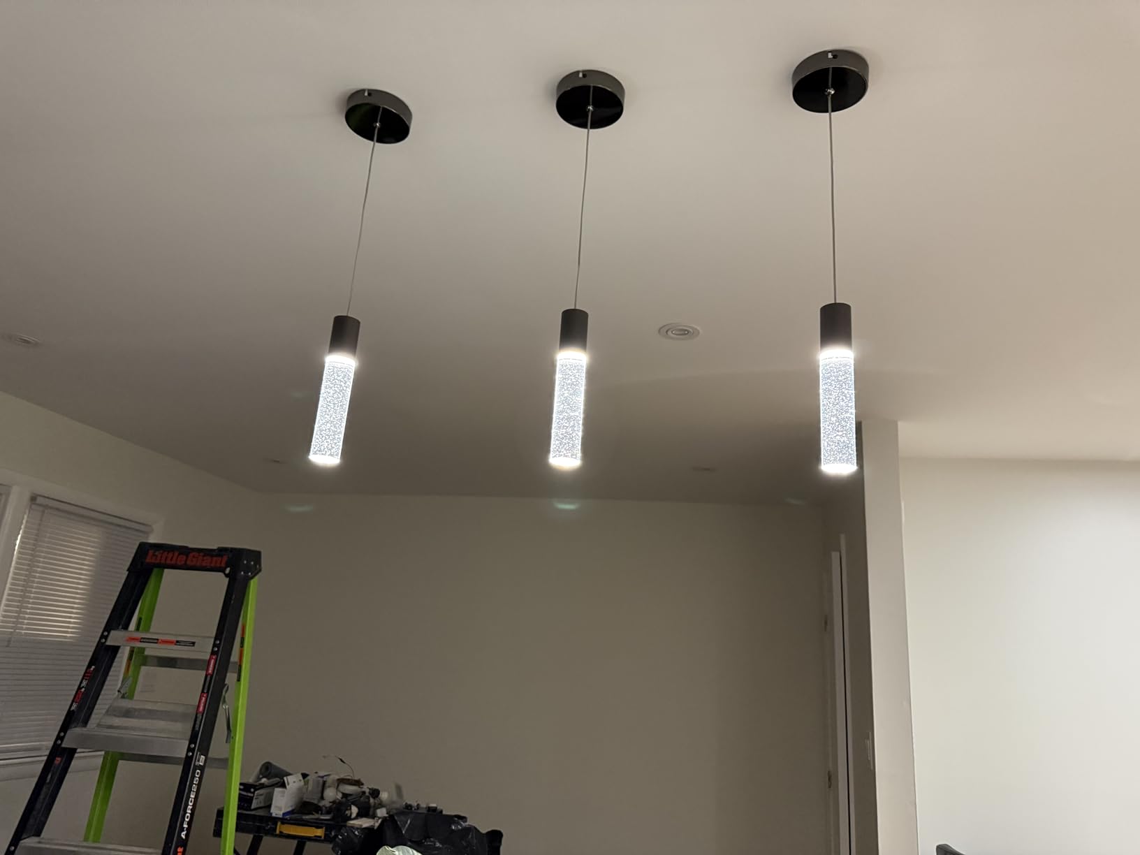 OKELI Modern Pendant Light, 3 Color LED Bubble Crystal Island Light Fixtures, Chrome Mini Pendant Lighting for Kitchen Island, Bar, 6W, 3000-6000K, ETL customer photo 2