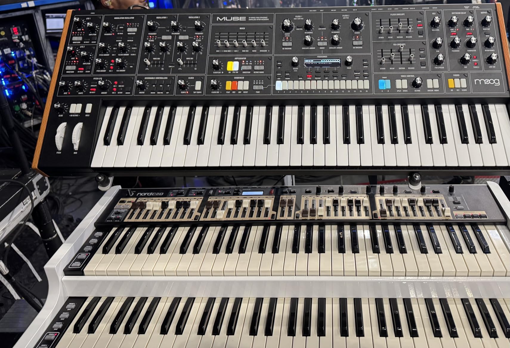 Moog Muse - 8-Voice Analog Bi-Timbral Polyphonic Synthesizer with 61 Keys, 64-Step Sequencer, 256 Patches and Diffusion Delay customer photo 1
