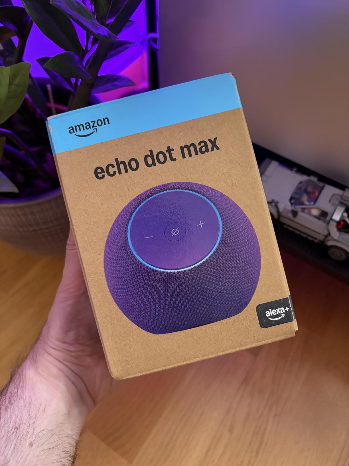 Echo Dot Max (newest model), Alexa speaker with room-filling sound and nearly 3x bass, Great for living rooms and medium-sized spaces, Designed for Alexa+, Graphite customer photo 2