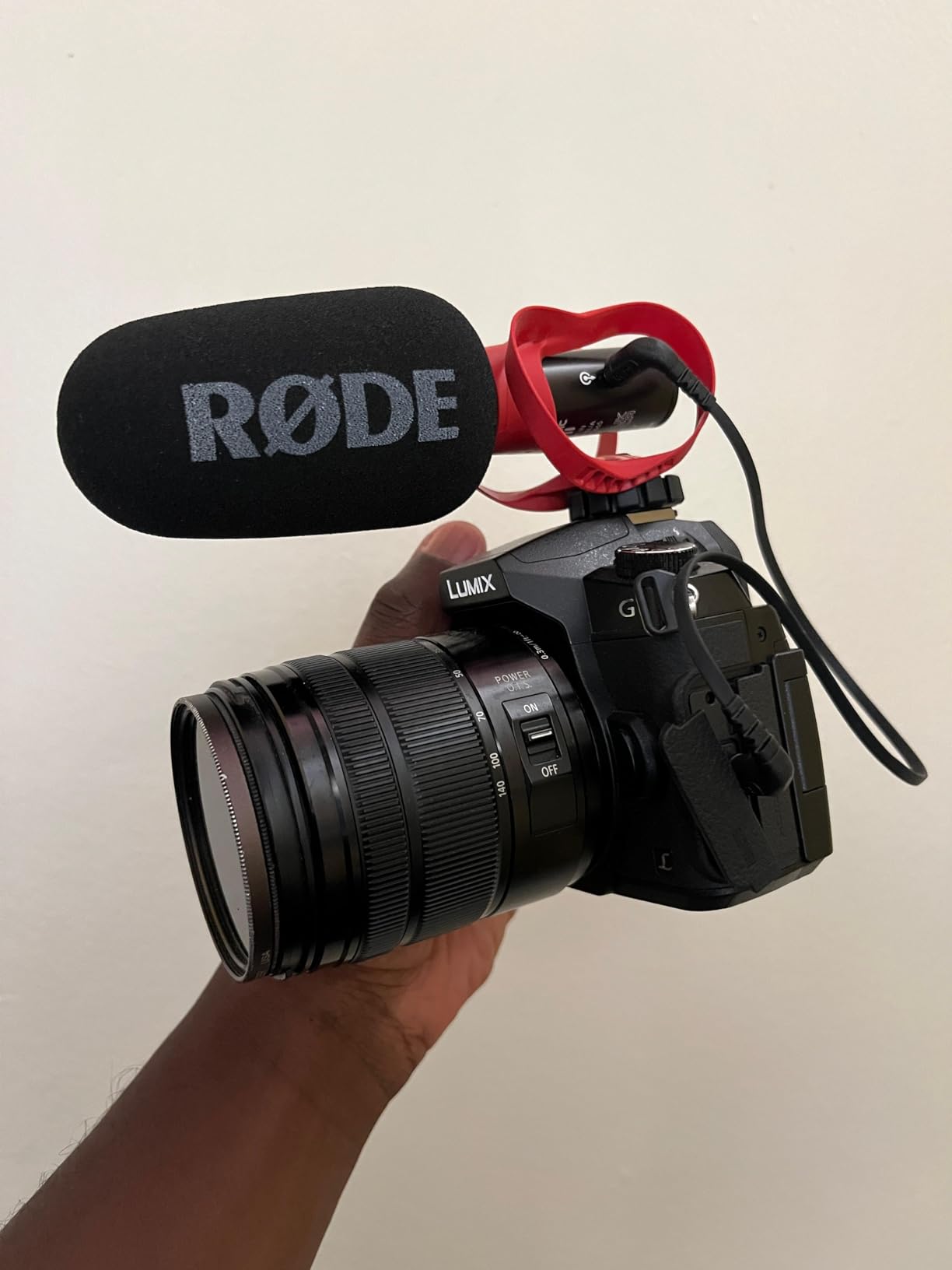 RØDE VideoMic GO II Helix | Ultra-Compact On-Camera Shotgun Microphone with Both 3.5mm and USB Outputs for Filmmaking, Content Creation, Podcasting and Video Calls (3rd Gen) customer photo 1
