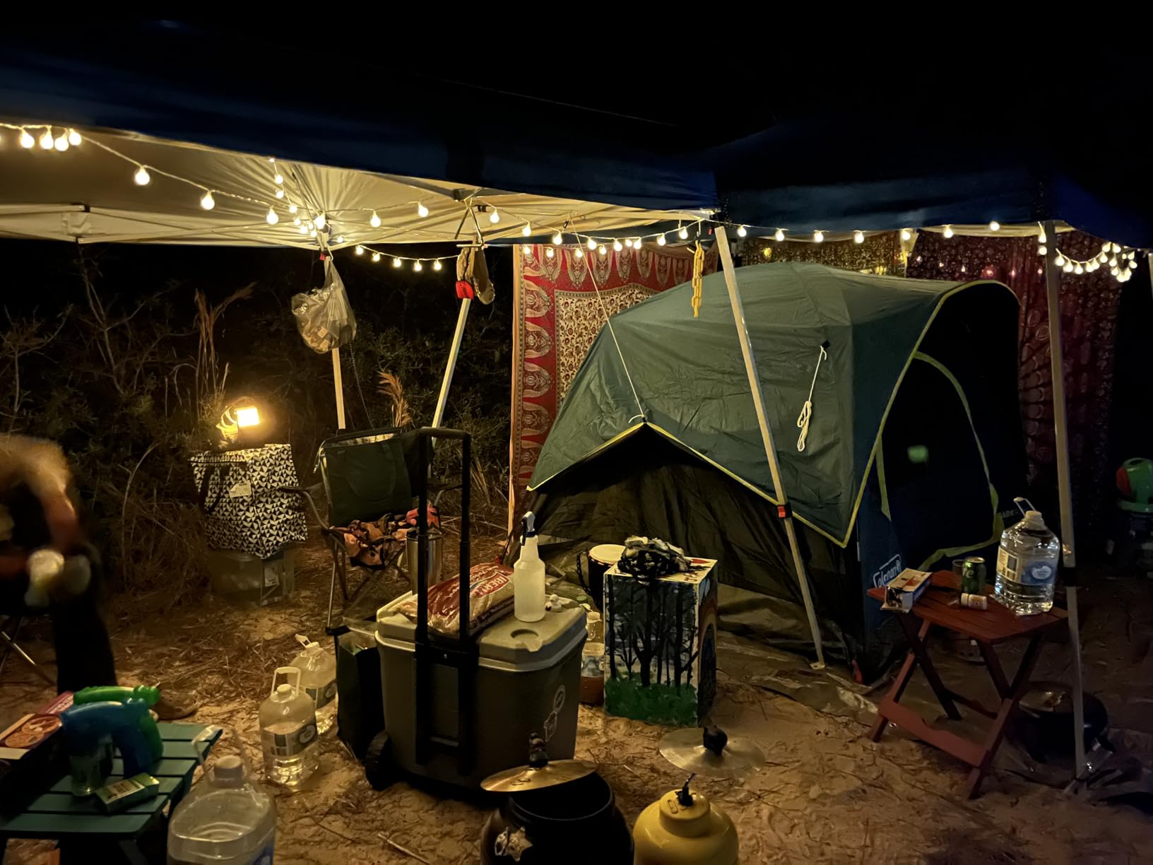 Coleman 4/6/8/10 Person Skydome Dark Room Tent with Rainfly, 5 Minute Setup, Blocks 90% of Sunlight, 20% More Headroom Than Traditional Tents customer photo 2