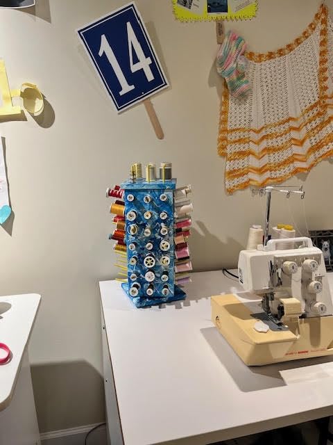 New brothread 93 Spools (DIY) 360° Fully Rotating Wooden Thread Rack/Thread Holder Organizer with Inner Storage Compartments for Sewing, Quilting, Embroidery, Hair-braiding and Jewelry customer photo 1