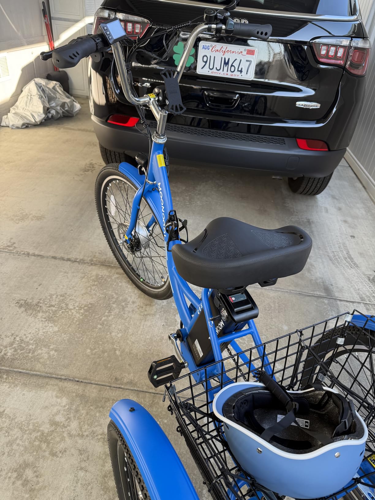 MOONCOOL Adult Electric Tricycle, 350W Front Drive Motor (Peak 700W), 15.5MPH E-Trike, Removable 36V 10.4Ah Battery, Max 60 Miles, 7-Speed 3 Wheel Electric Bike customer photo 2