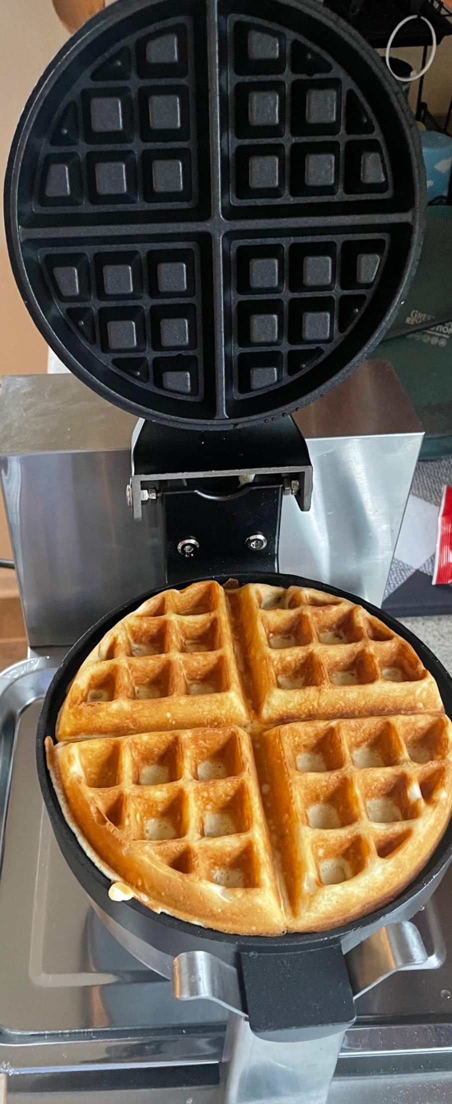 Commercial Waffle Maker - Belgian Waffle Maker w/Non-stick Baking Pan and 550F Heating, 1200W Rotating Waffle Iron for 1.2