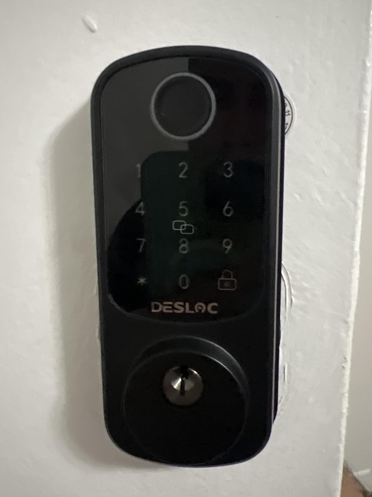 DESLOC Smart Door Lock B200, Smart Deadbolt Lock, Keyless Entry Door Lock, Fingerprint Smart Lock, Smart Locks for Front Door, App Control, Touchscreen Keypad Deadbolts, 12-Month Battery, BHMA Grade 3 customer photo 1