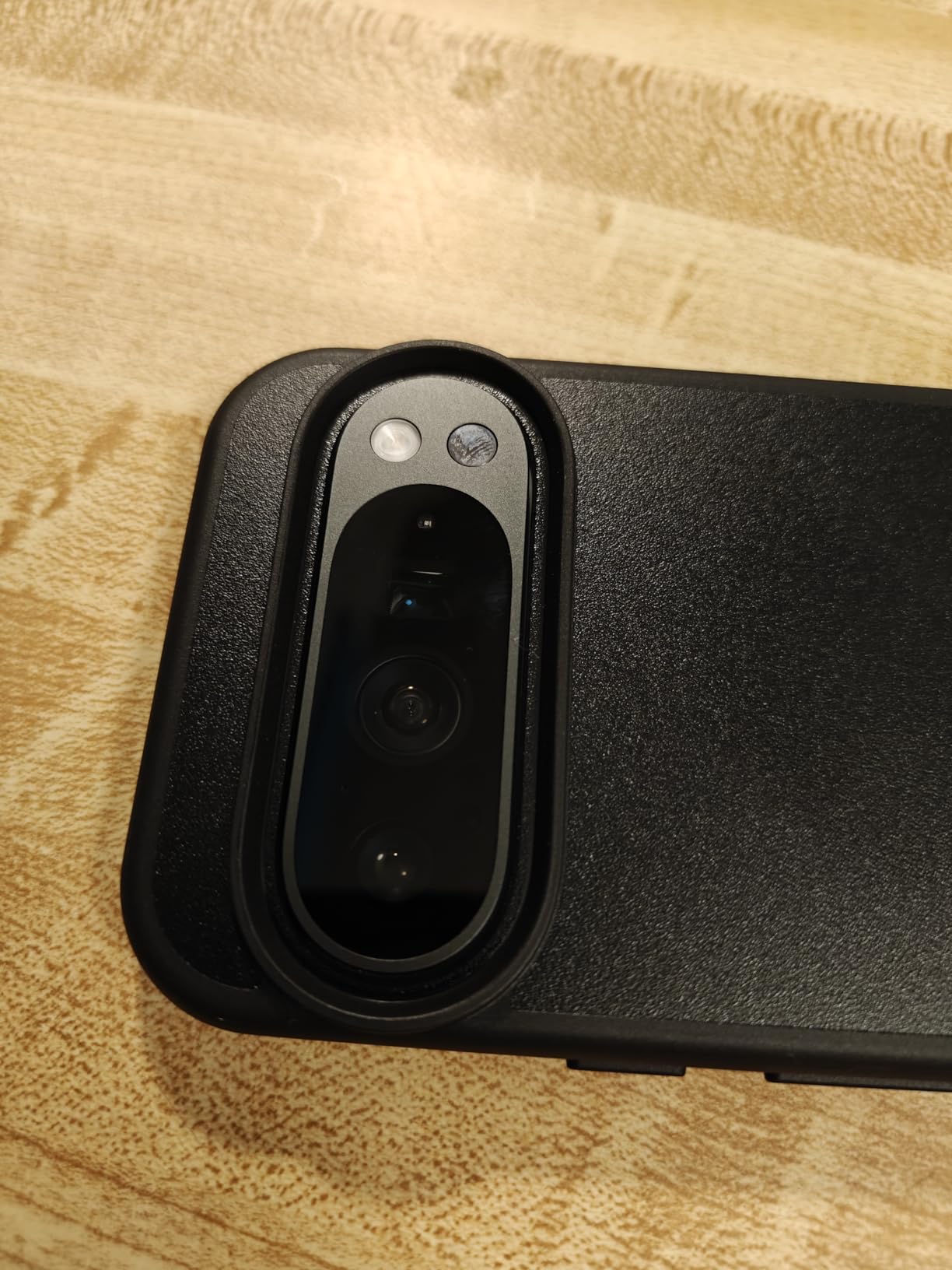 OtterBox Google Pixel 9 & 9 Pro React Series Case - Black, Ultra-Thin, Pocket-Friendly, Raised Edges Protect Camera & Screen, Wireless Charging Compatible (Ships in Polybag) customer photo 1