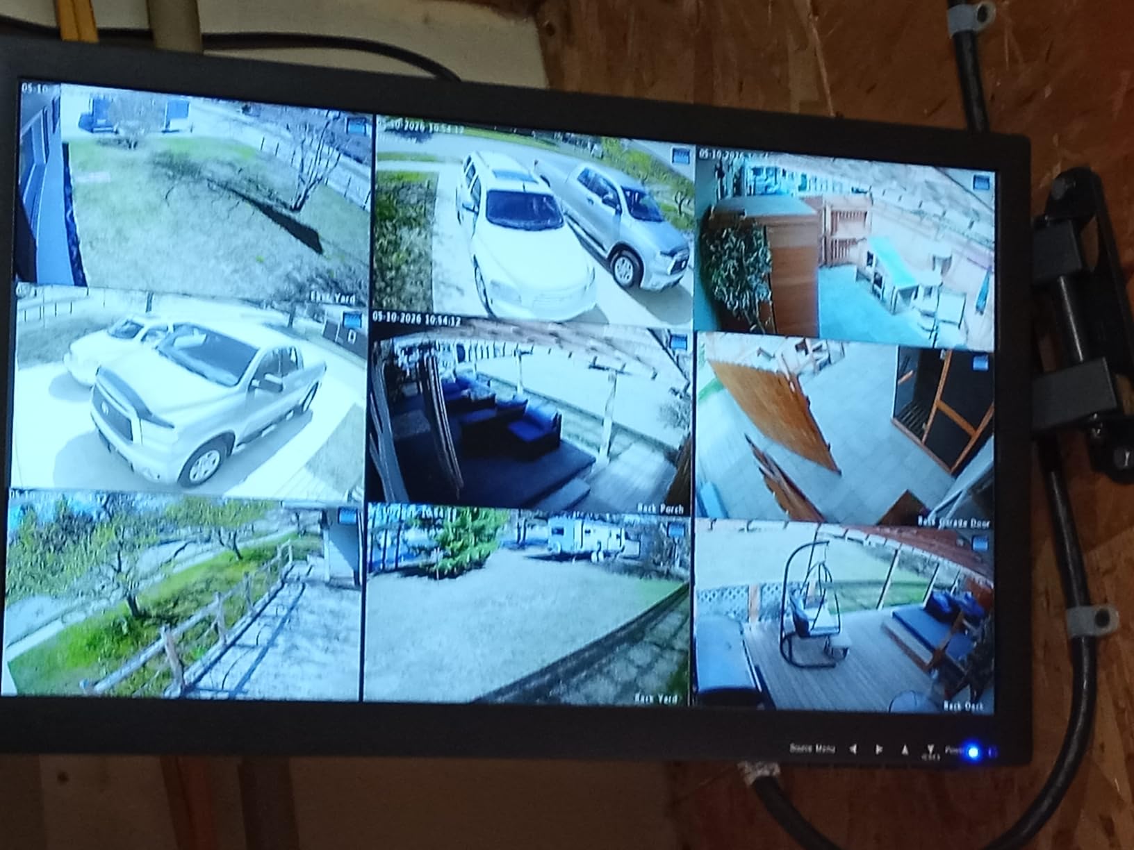 Hiseeu 4K Wired Security Camera System with Audio, Smart Color Night Vision, 3TB Hard Drive, AI Human/Vehicle Detection, 8PCS 8MP IP67 Weatherproof Home CCTV Cameras, Indoor/Outdoor Surveillance DVR Kit customer photo 2