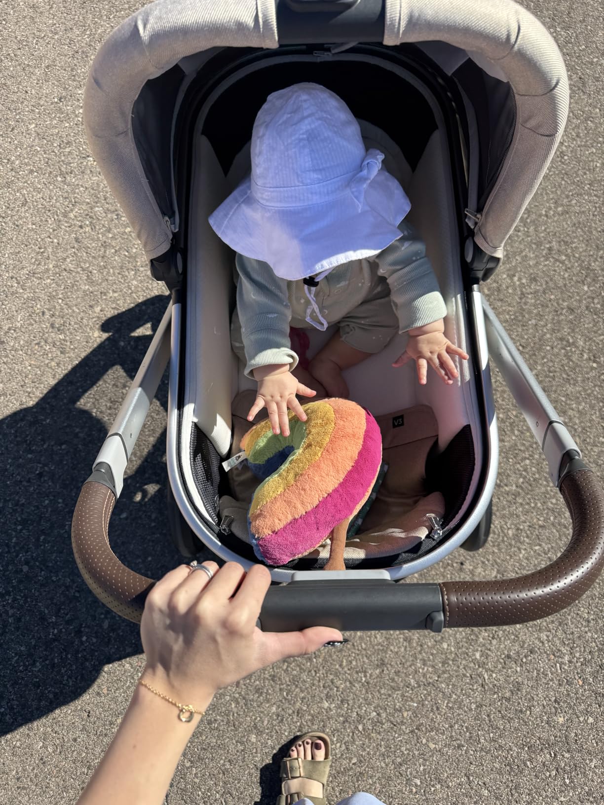 UPPAbaby Vista V3 Convertible Single-to-Double Stroller, Jake (Charcoal/Carbon Frame) customer photo 1