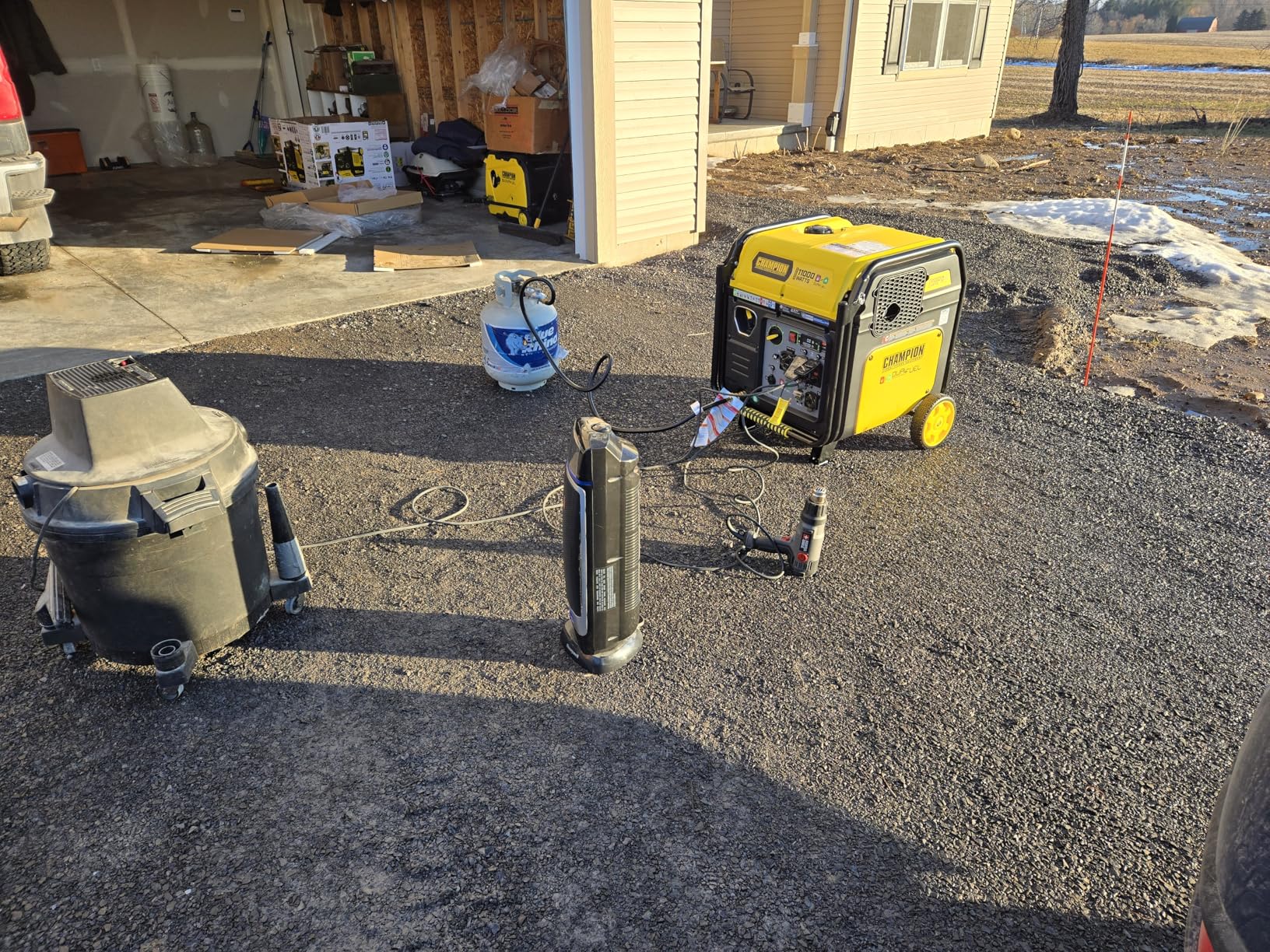 Champion Power Equipment 11,000-Watt Electric Start Dual Fuel Home Backup Portable Inverter Generator with Quiet Technology and Free 3-Year Warranty customer photo 2