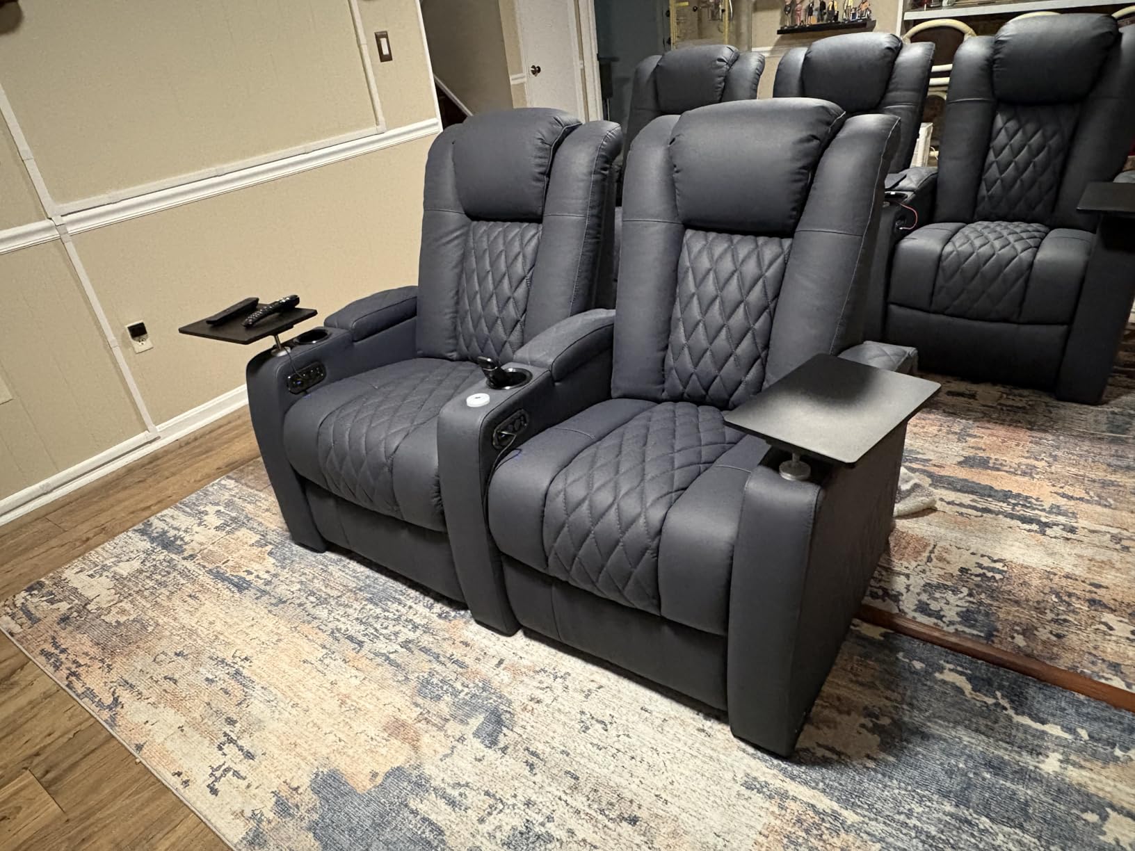 comfiroom Home Theater Seating Seats Classic Series Top Grain Leather Recliner Chair Dual Power Electric Headrest Movie Gaming Sofa with Tray Table Type-C USB Charger Cup Holders (Black, Row of 4) customer photo 2