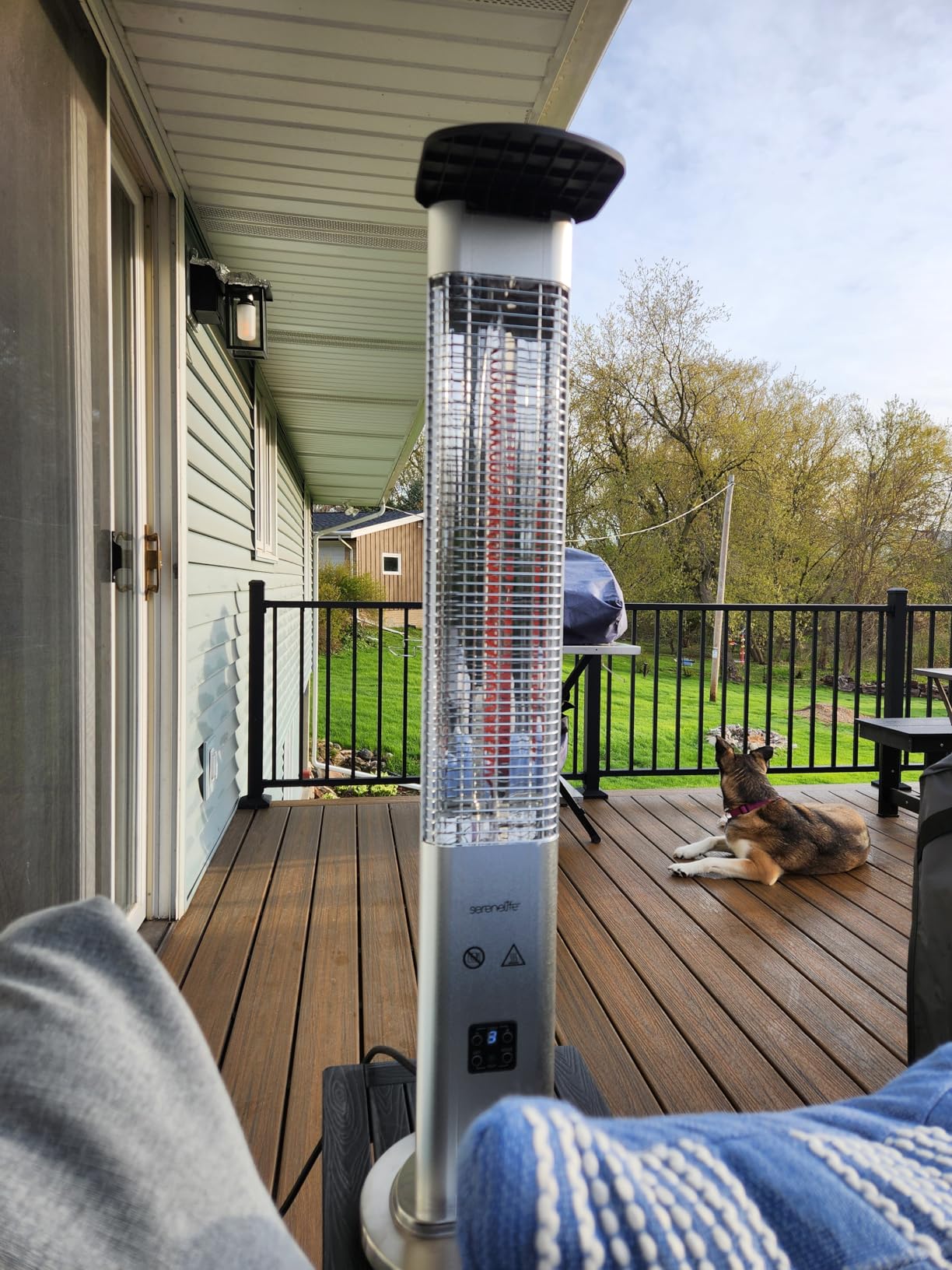 SereneLife Outdoor Electric Patio Heater - 1500W High-Efficiency Infrared Heating, Remote Control Standing Heater with Aluminum Reflector, Waterproof Design, IP65 Approved, Quiet Operation customer photo 1