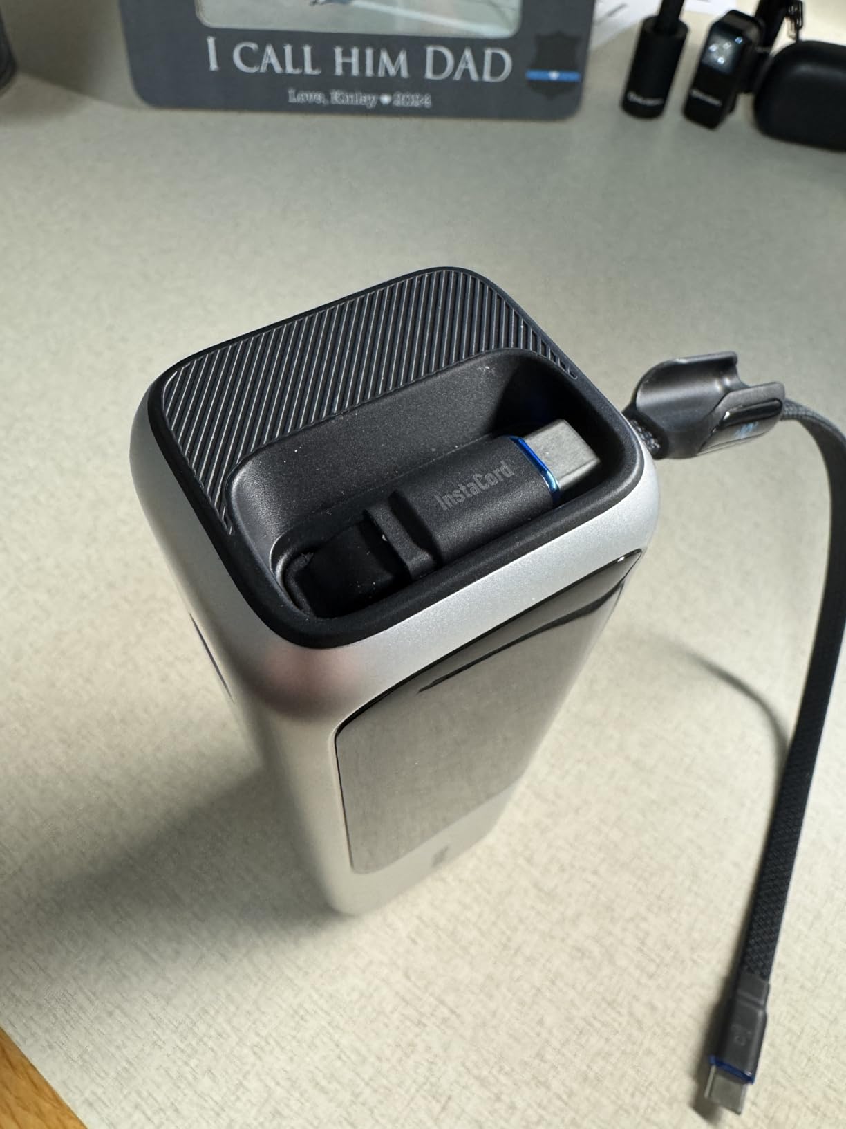 Anker Laptop Power Bank, 25,000mAh Portable Charger with 165W Total Output, 3 USB-C Ports (100W Max Each), Built-in Retractable Cables, Flight-Ready, for iPhone 17/16 Series, MacBook, Samsung, and More customer photo 1