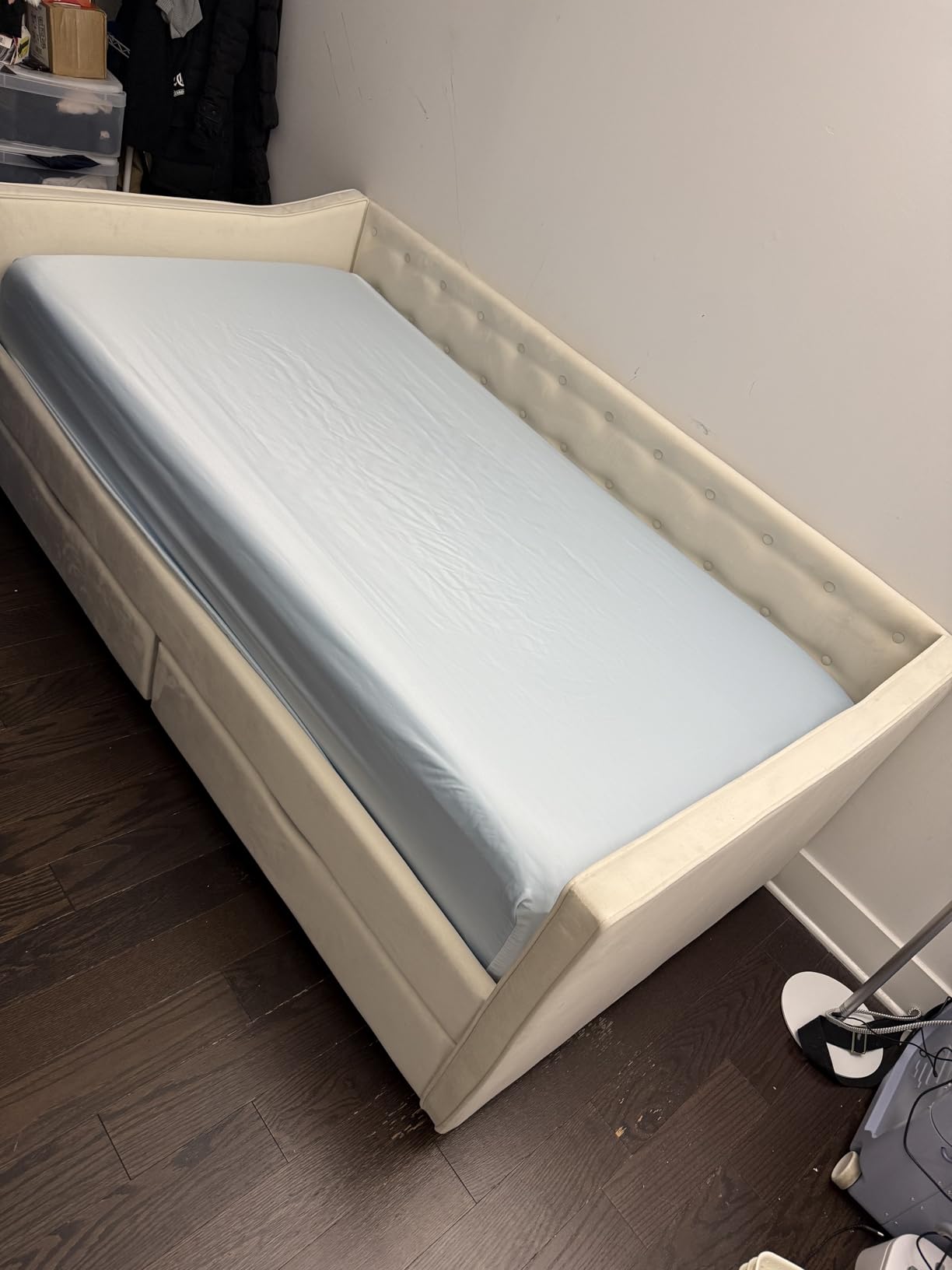 Nectar Classic 12 inch Queen Mattress - Medium Firm - Contouring Memory Foam - Cooling Top Layer - 365-Night Trial and Forever Warranty customer photo 1