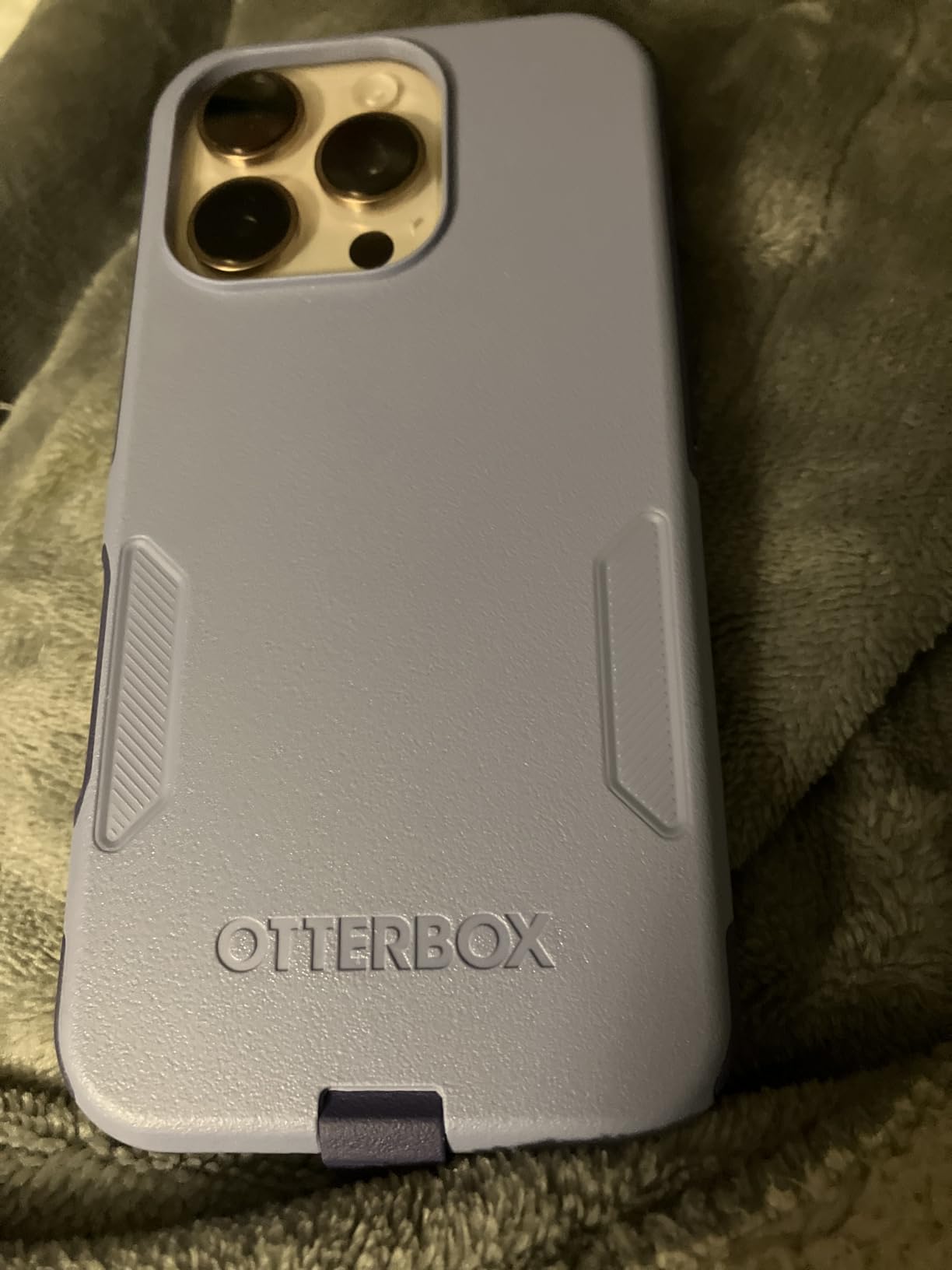OtterBox iPhone 16 Pro Max Commuter Series Case - Black, Thin & Protective iPhone Case, Dual-Layer, Impact Absorbing iPhone Case customer photo 2