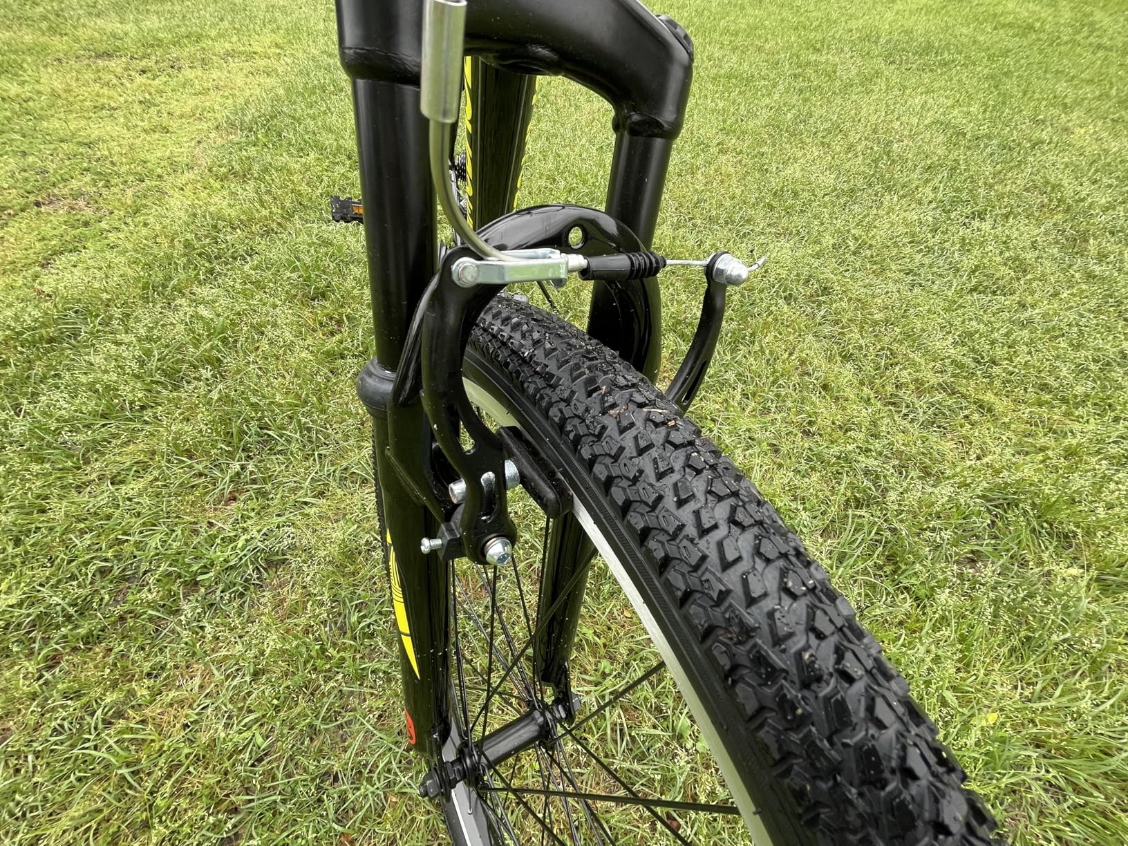 HILAND 26 27.5 29 Inch Mountain Bike, Mens and Womens MTB with 21 Speeds, High-Tensile Steel Frame, V Brake, Hardtail Bicycle for Adults customer photo 2