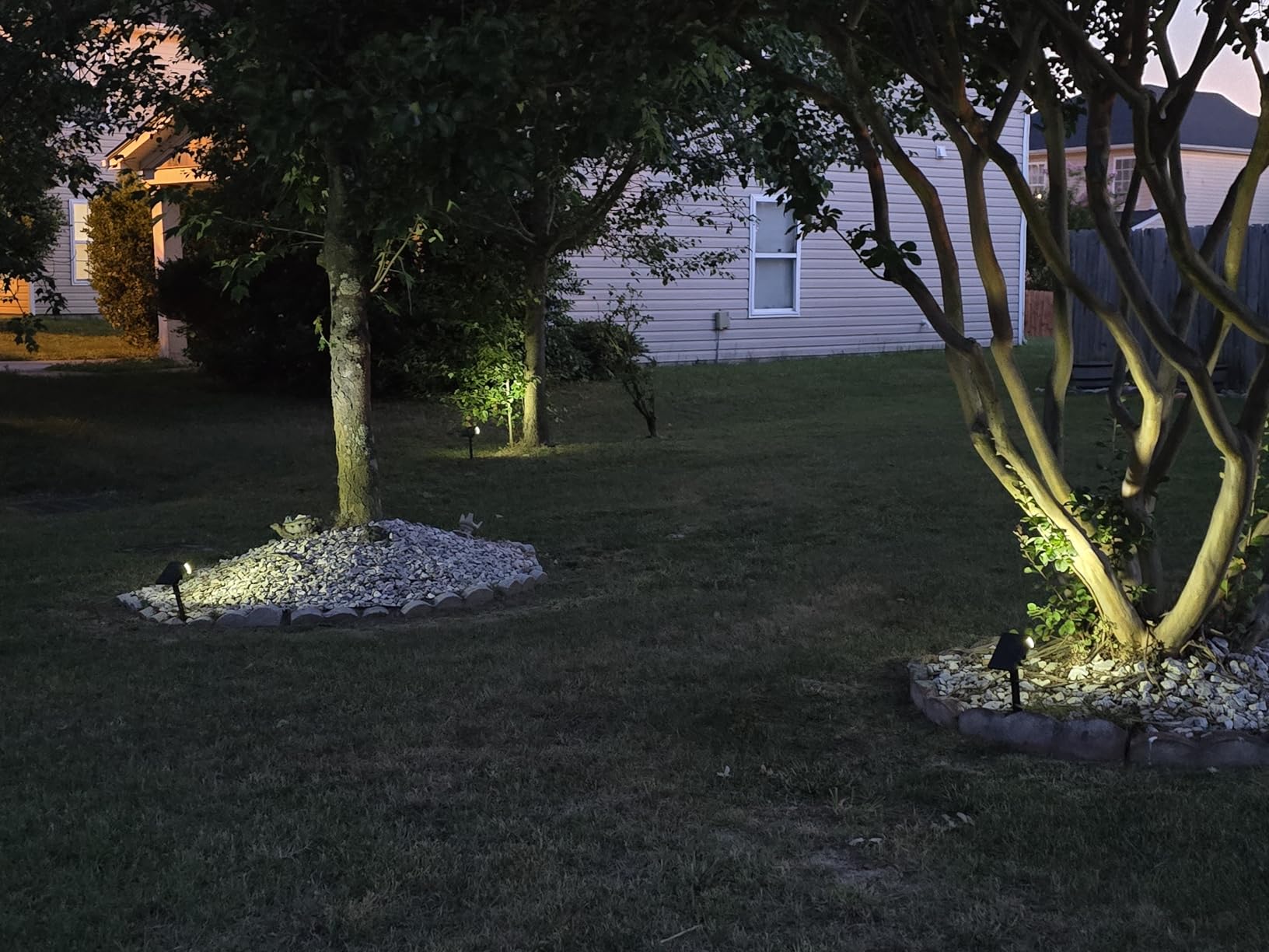 GKGG Solar Lights Outdoor Waterproof IP65, Solar Powered 76 LED 3 Lighting Modes Solar Spot Lights Outdoor for Yard Garden Landscape Pathway (Warm White, 4 Pack) customer photo 2