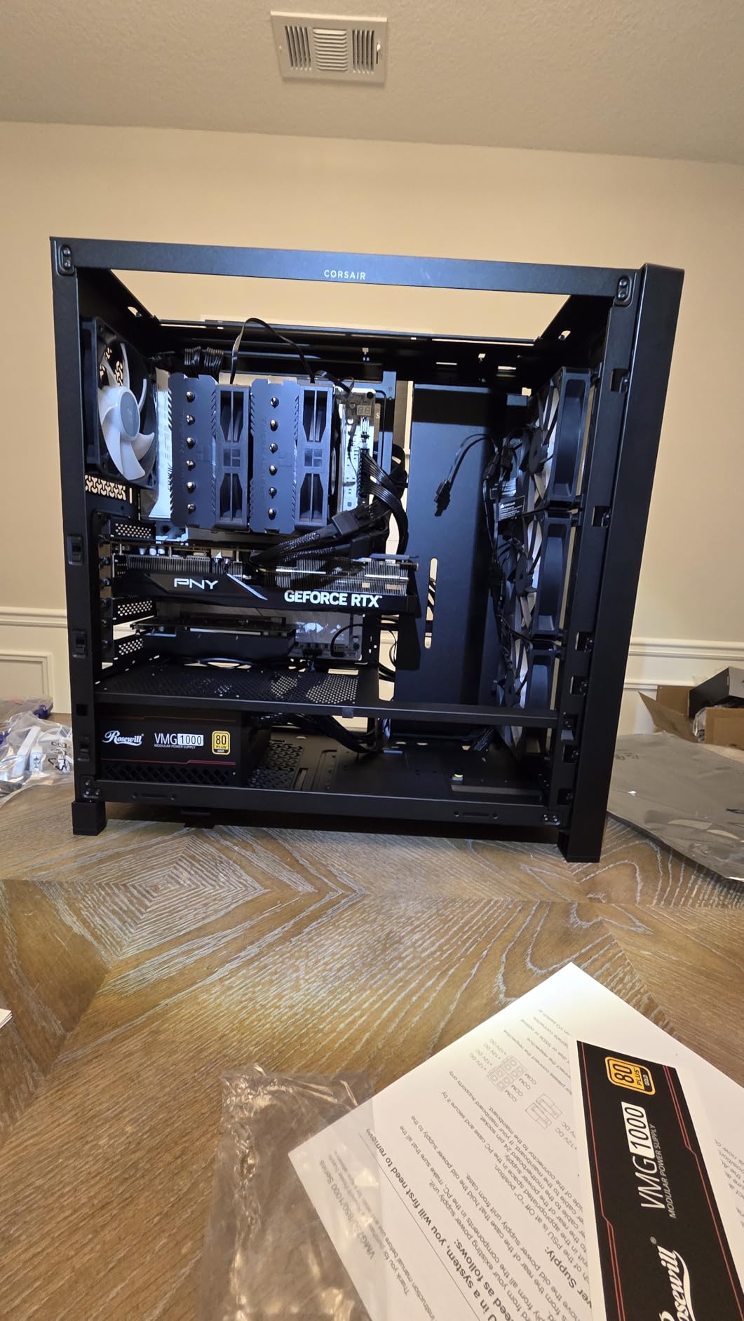 CORSAIR 4000D RS ARGB Frame Modular Mid-Tower ATX PC Case, High Airflow, 3X Pre-Installed RS Fans, InfiniRail Mounting System, ASUS BTF, MSI Zero, Gigabyte Stealth, Black customer photo 2