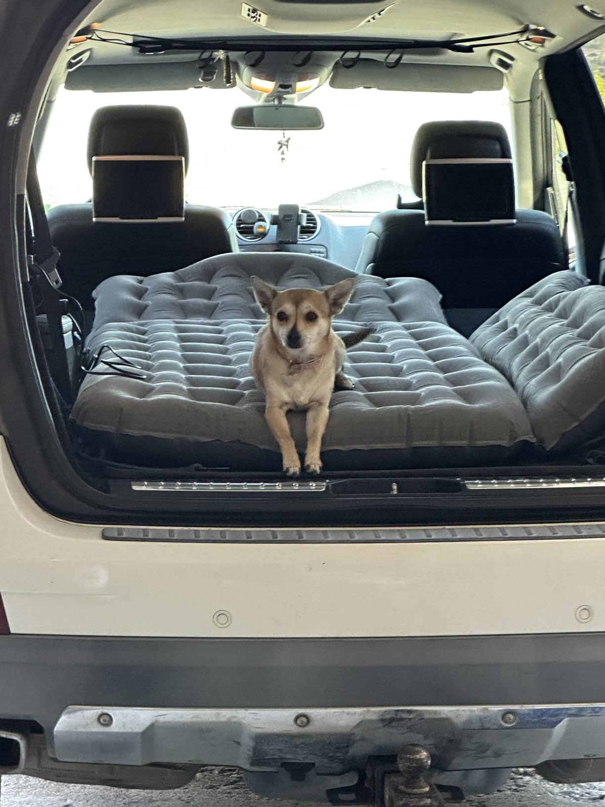Umbrauto Built-in Pump Air Mattress for 5.5-5.8ft Full Size Short Truck Bed, Inflatable Camping Airbed with Rechargeable Cordless Pump for Truck Tent Camper customer photo 1