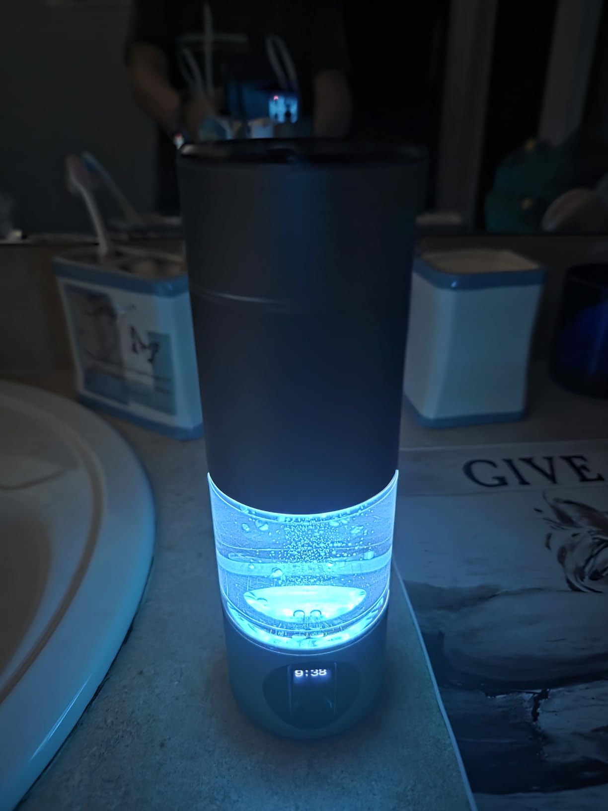 EVOLV Hydrogen Water Bottle Generator - SPE & PEM Water Ionizer 5PPM, Highest Concentrated Dose - 8oz Hydrogenated Water Bottle for Improved Energy & Inflammation Support - Convenient & Easy to Use customer photo 1