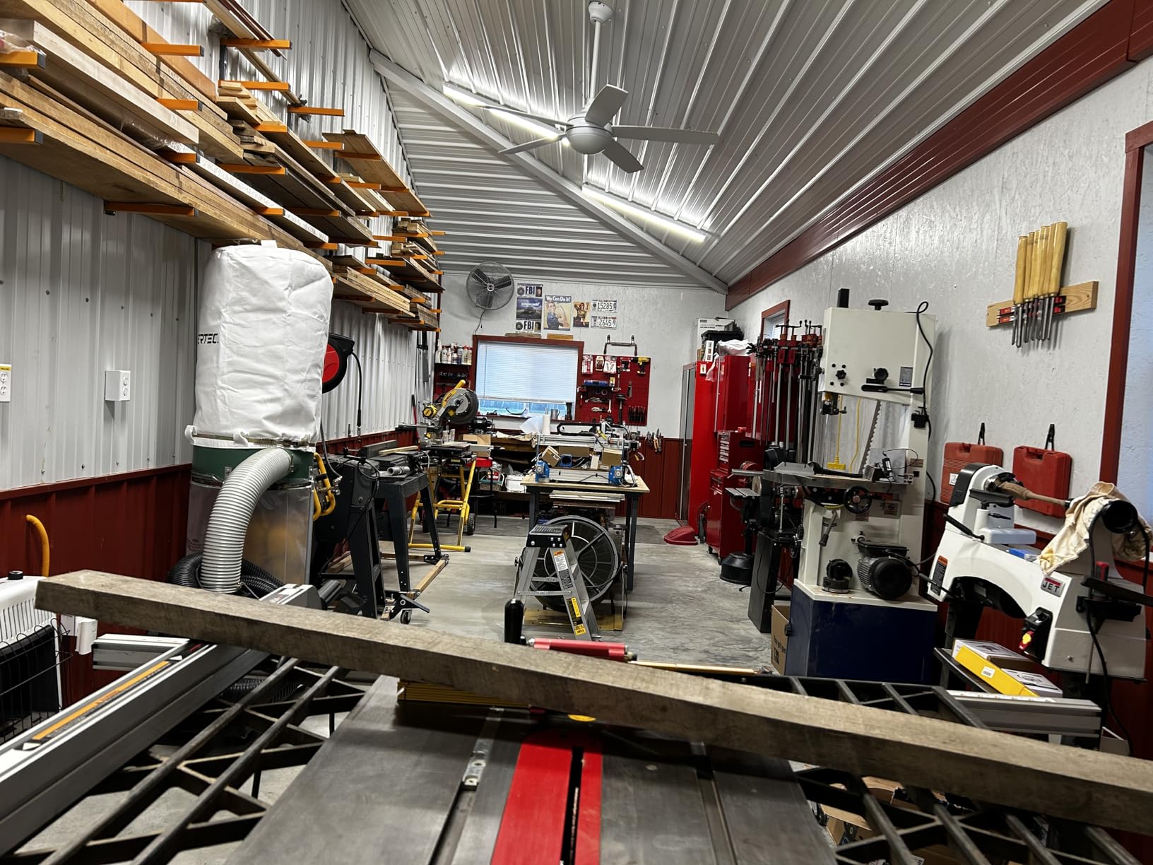 Band Saw, 10-Inch Bandsaw for Woodworking, 1515 & 3280 FPM Dual-Speed Bandsaw, 1/2 HP, 120 V 5.3-Amp Motor, Band Saws with Double-Sided Fence Assembly, Steel Bandsaws with Miter Gauge customer photo 2