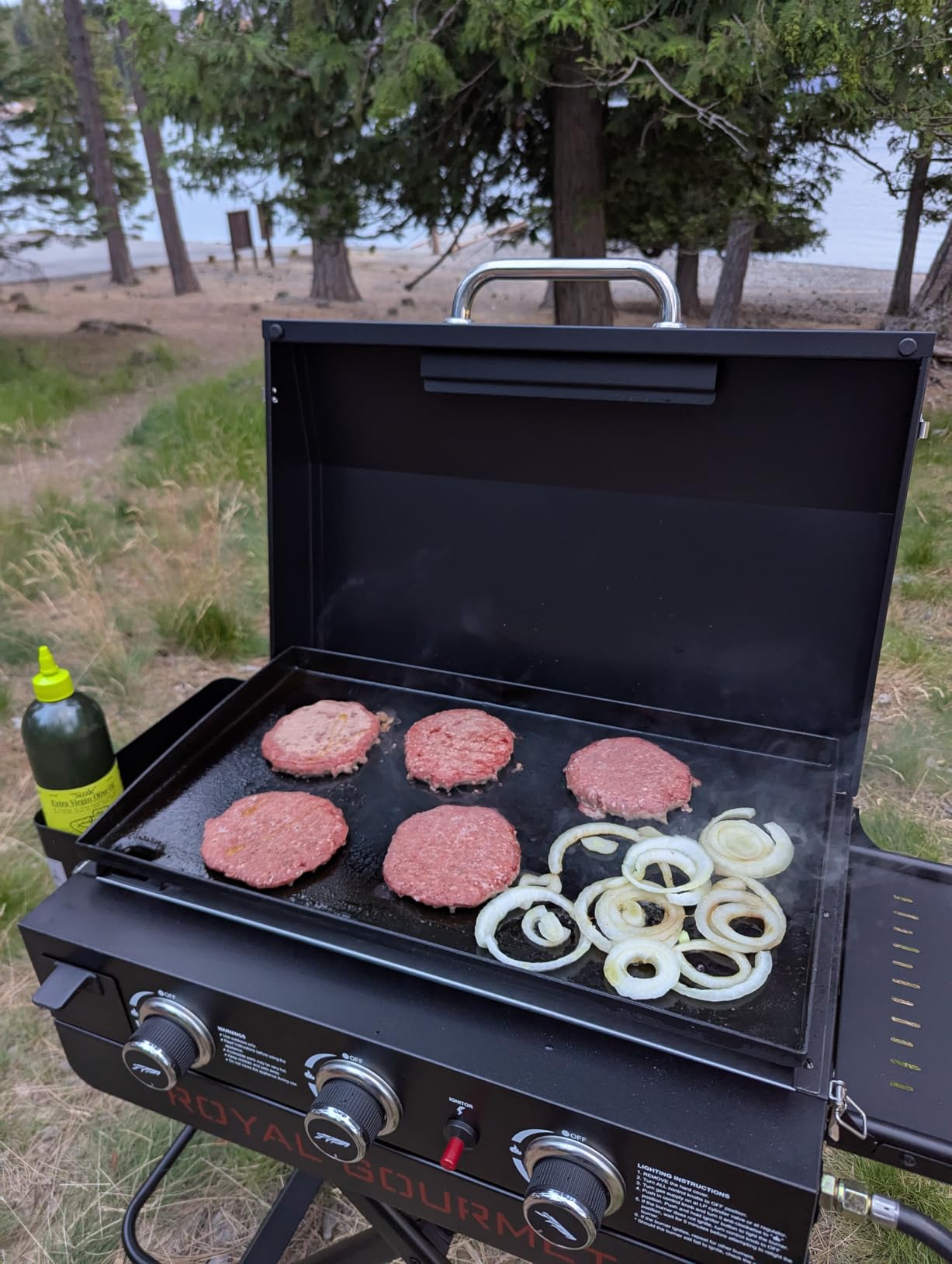 Royal Gourmet PD3001 3-Burner Propane Gas Griddle with Collapsible Stand, 23-Inch Portable Griddle with Side Table customer photo 1