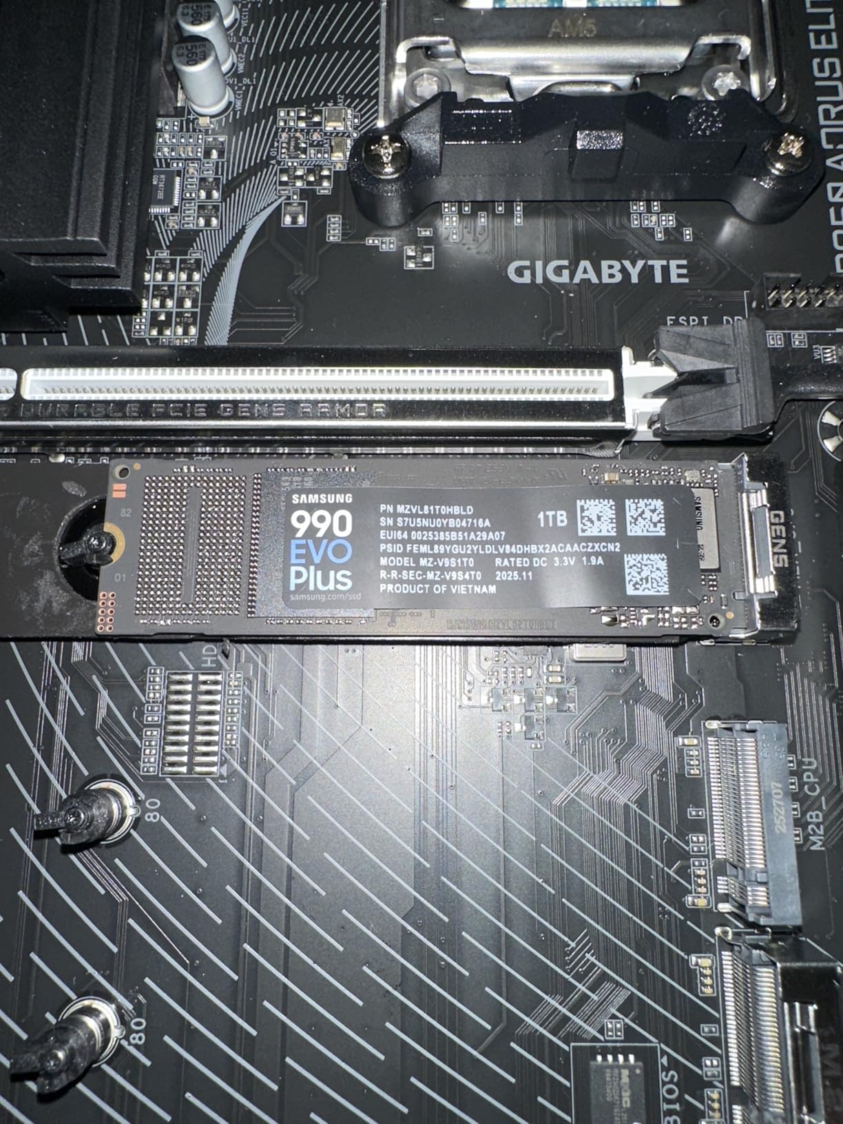 Samsung SSD 990 EVO Plus 1TB, PCIe Gen 4x4 | 5x2 M.2 2280, Up to 7,150 MB/s | NVMe Internal Solid State Drive, Upgrade Storage for PC/Laptops, HMB Technology & Intelligent Turbowrite 2.0 (MZ-V9S1T0B/AM) customer photo 2