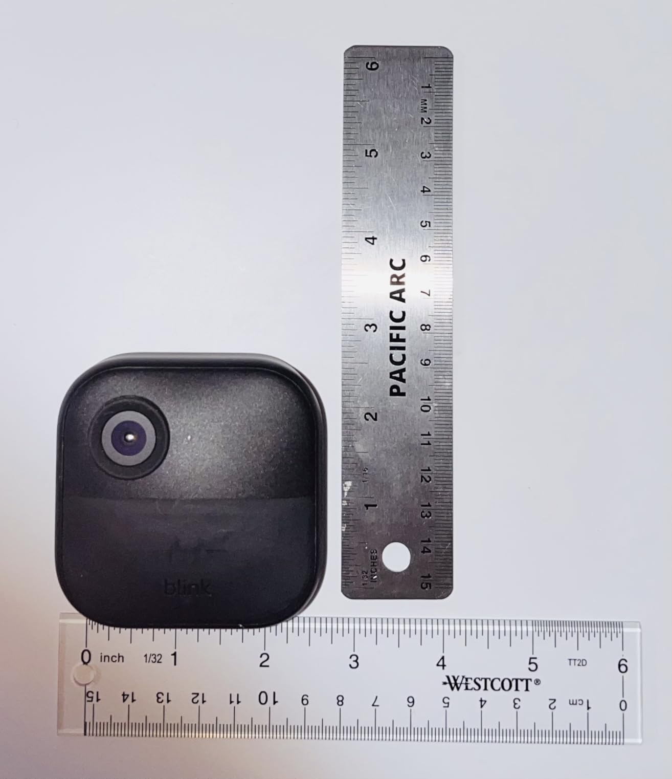 Blink Outdoor 4 -- Wireless smart security camera, two-year battery life, 1080p HD day and infrared night live view, two-way talk. Sync Module Core included -- 1 camera system customer photo 2